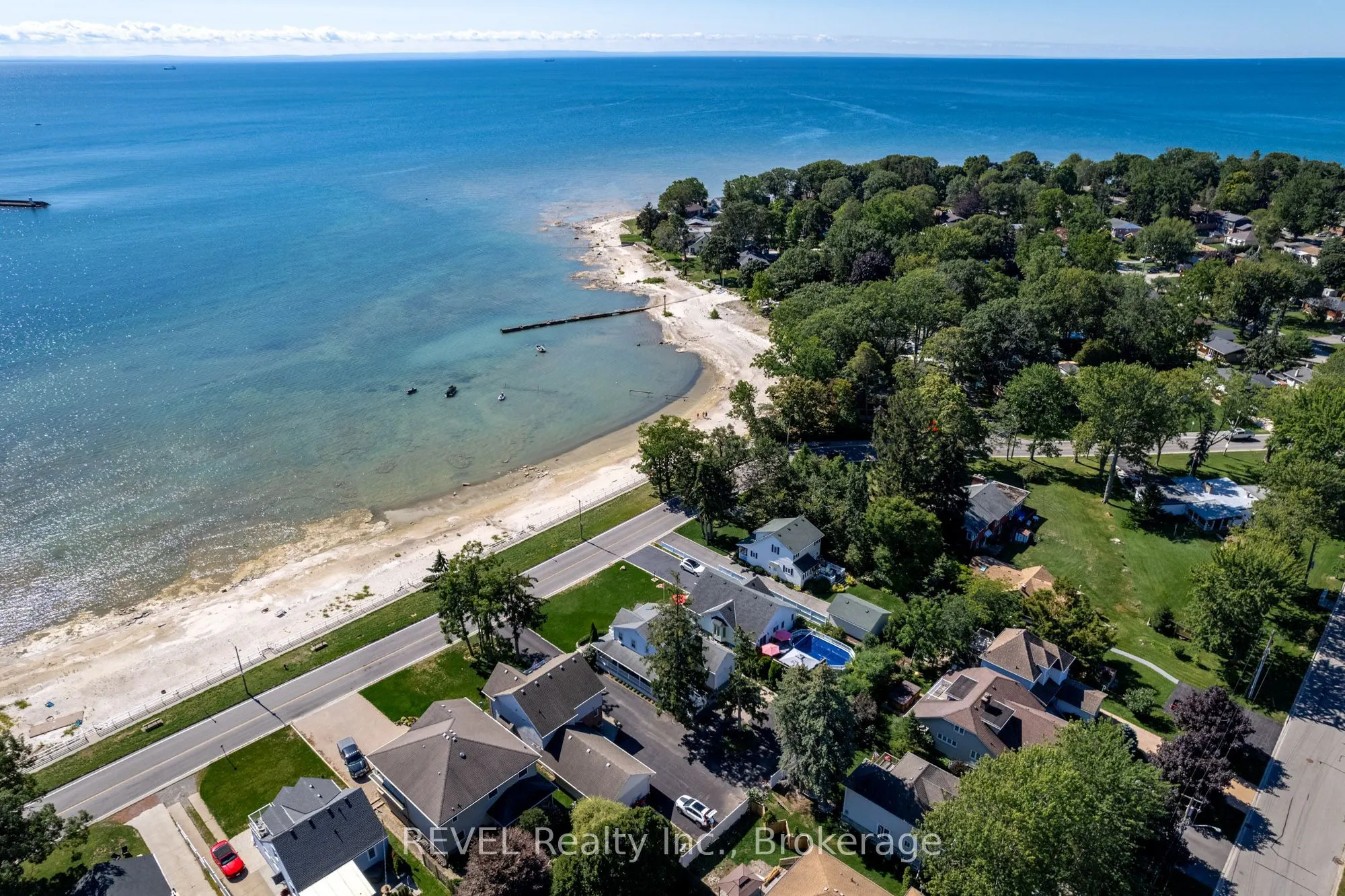 177 Lakeshore Road W