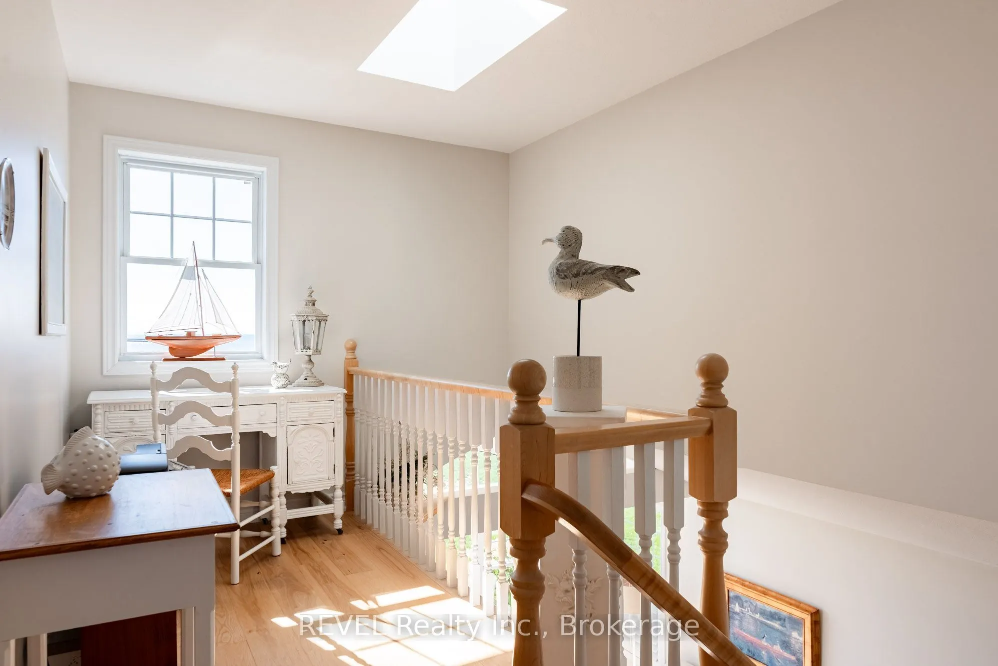 177 Lakeshore Road W
