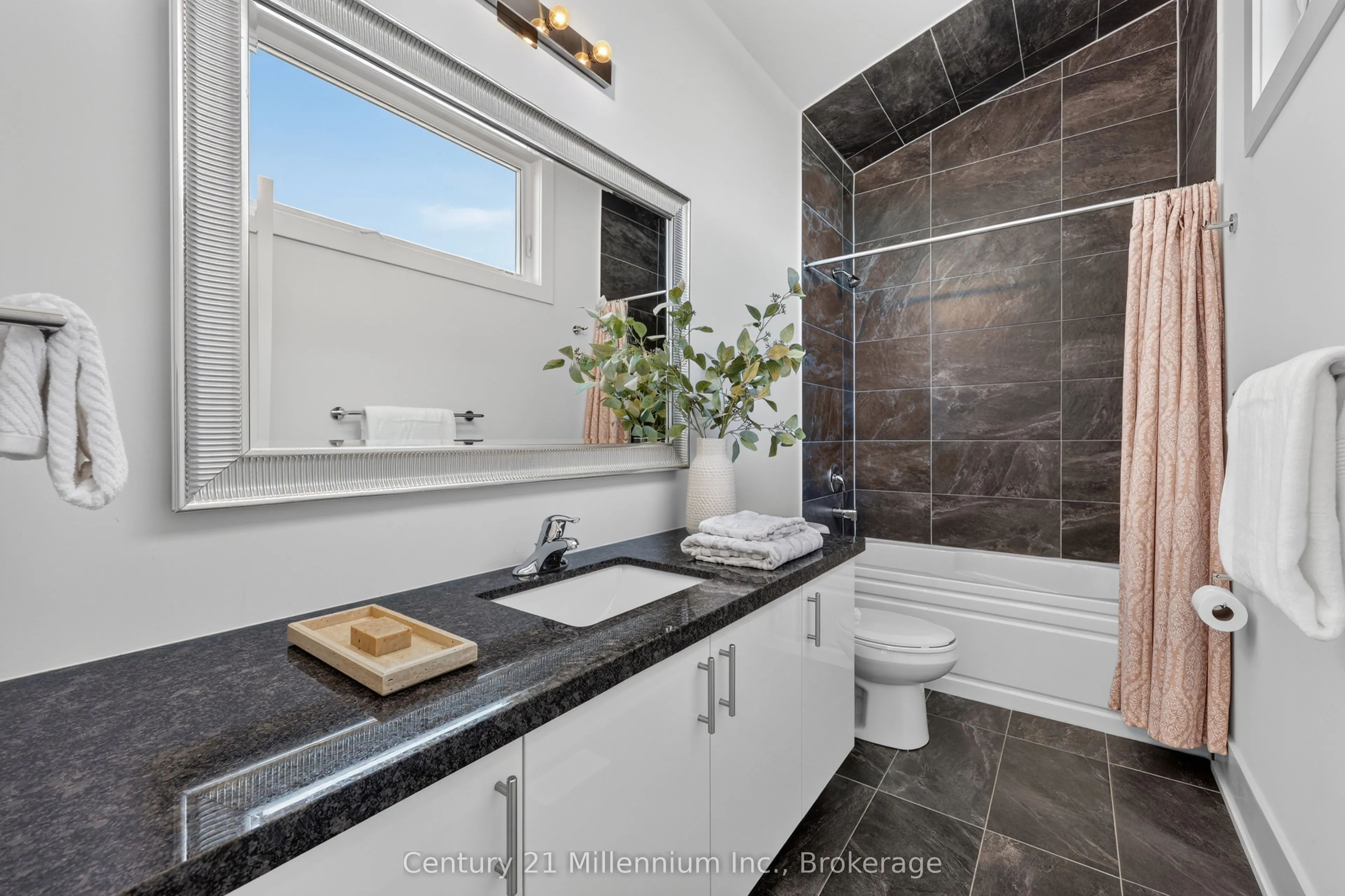 126 Tekiah Road