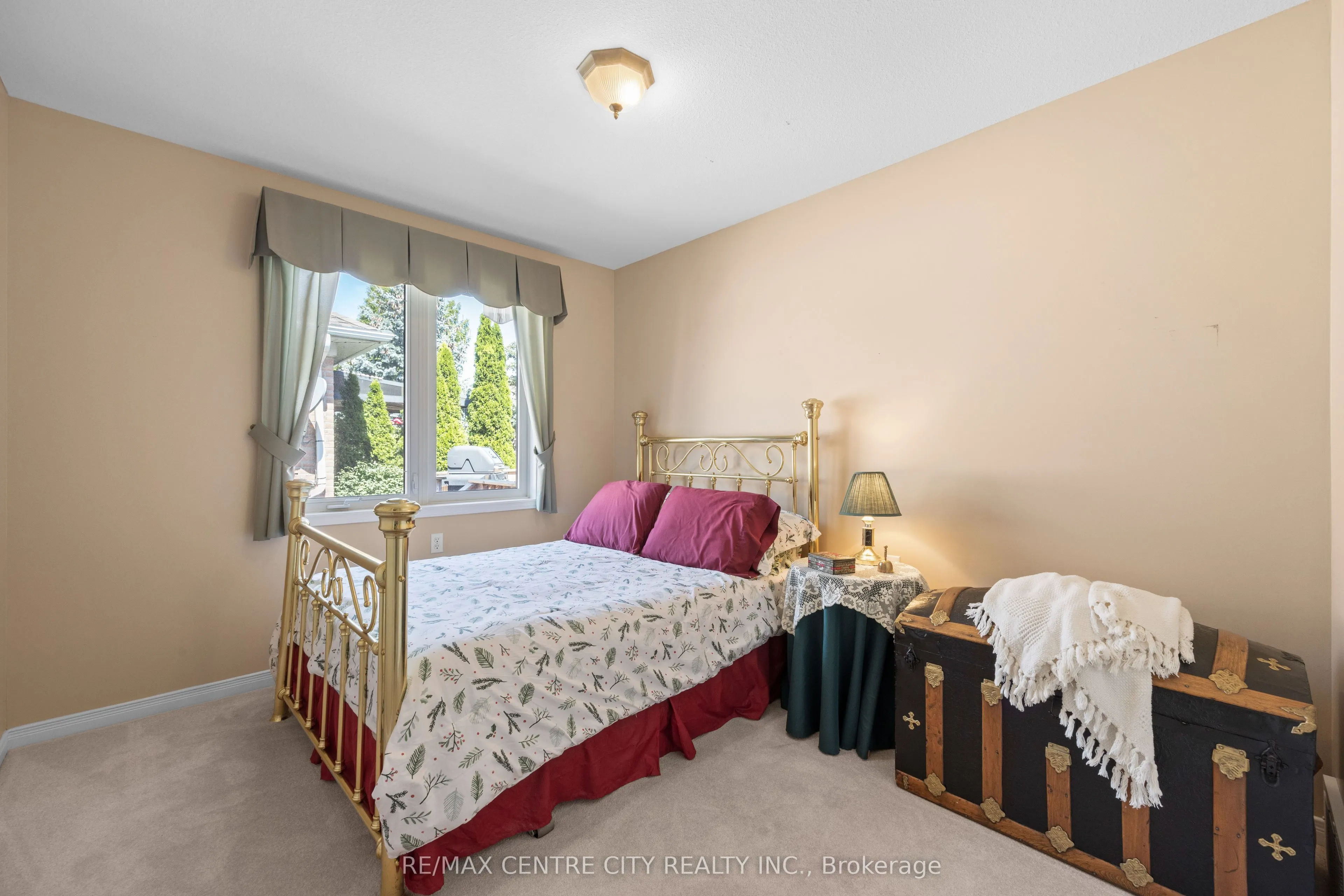 33 Ilderbrook Circle
