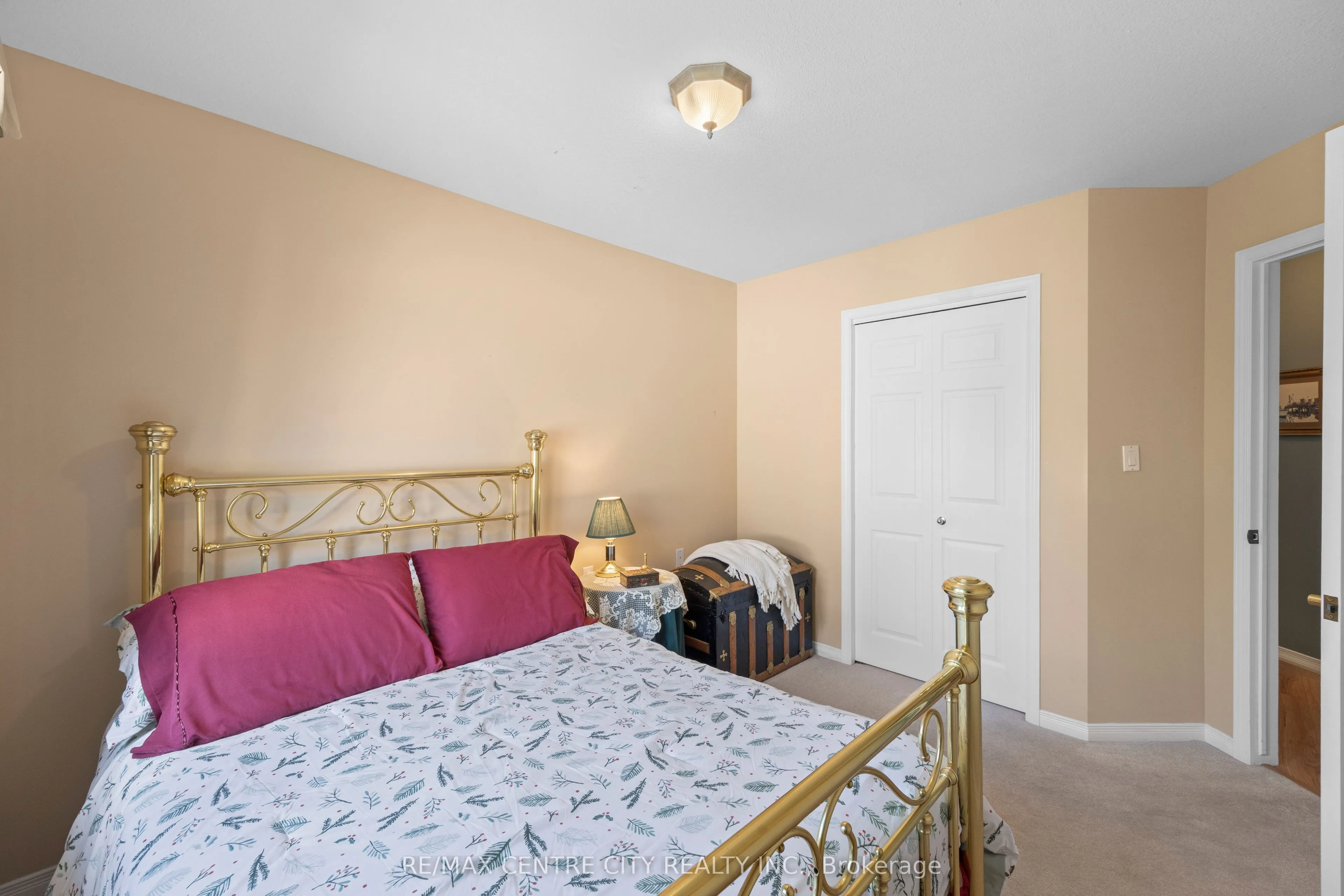 33 Ilderbrook Circle