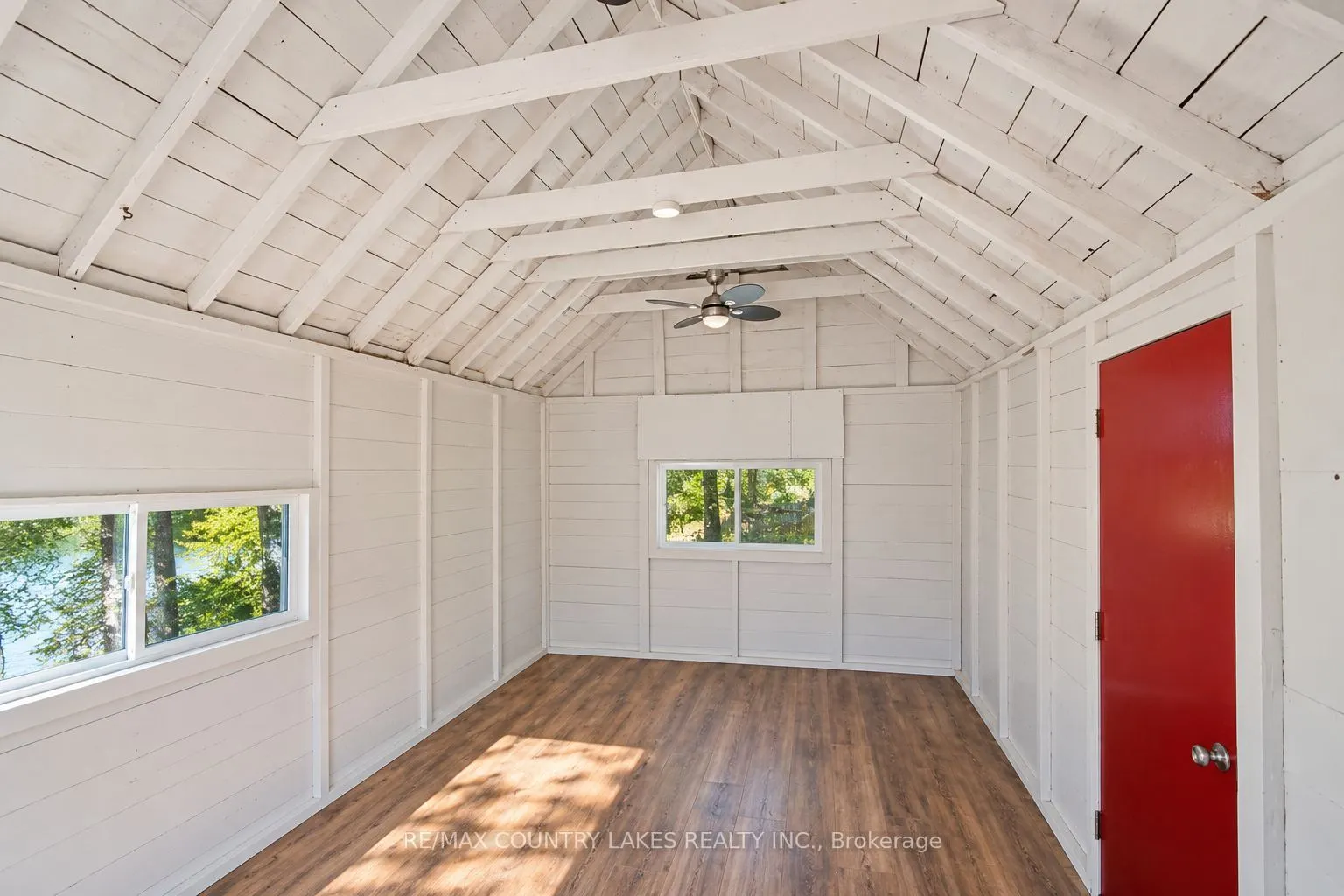 31 Hillcrest Avenue