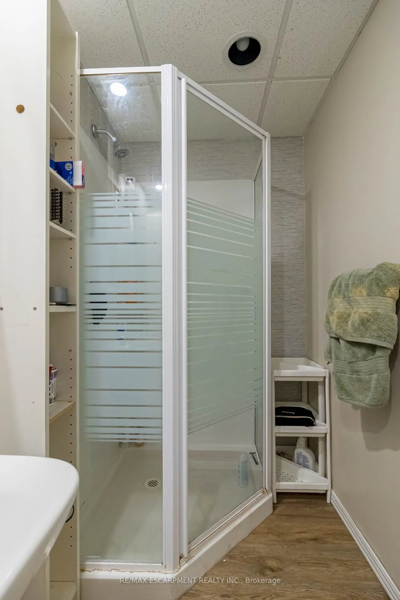 336 Jackson Street W