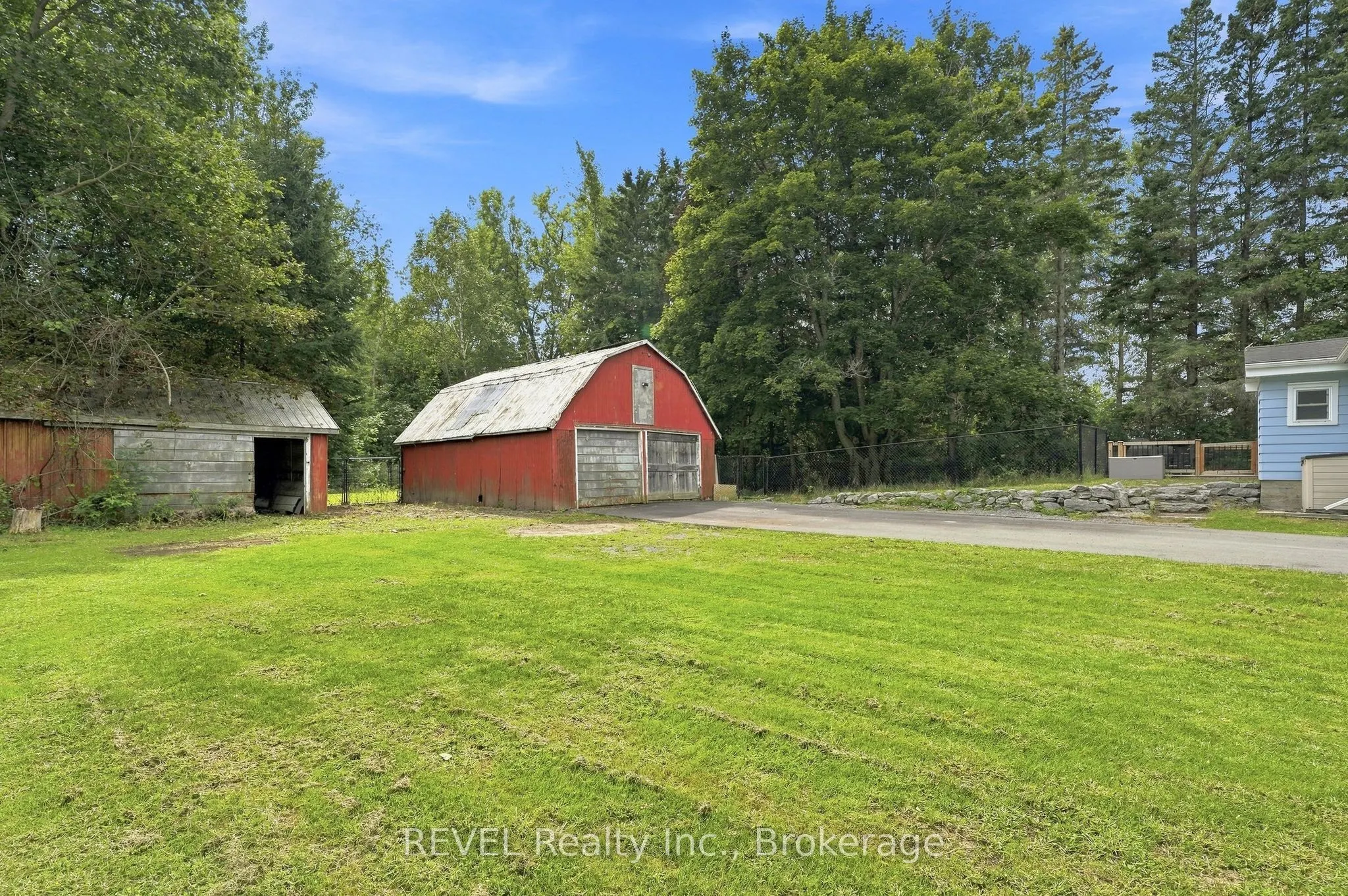 1529 County Road 64