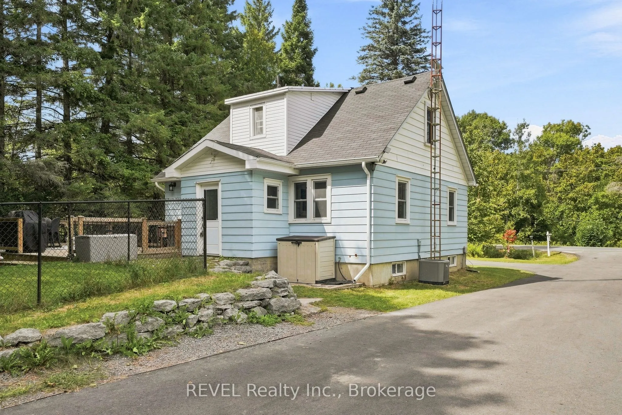 1529 County Road 64