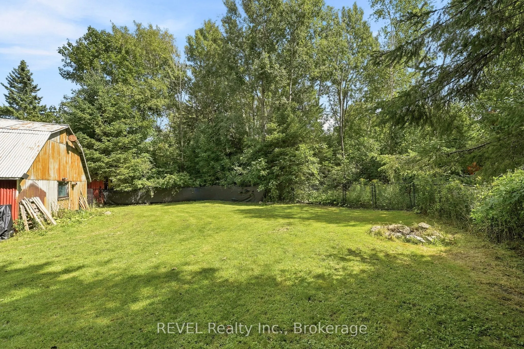 1529 County Road 64