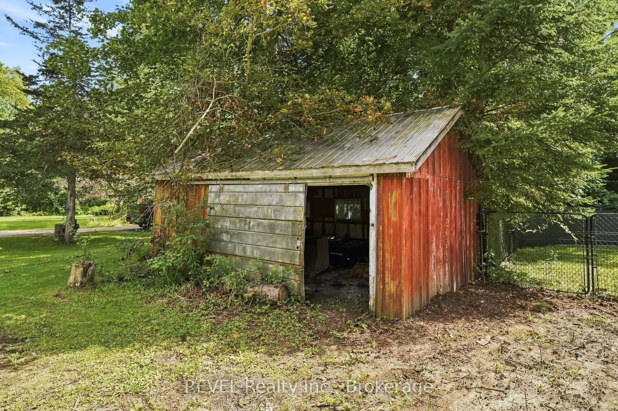 1529 County Road 64