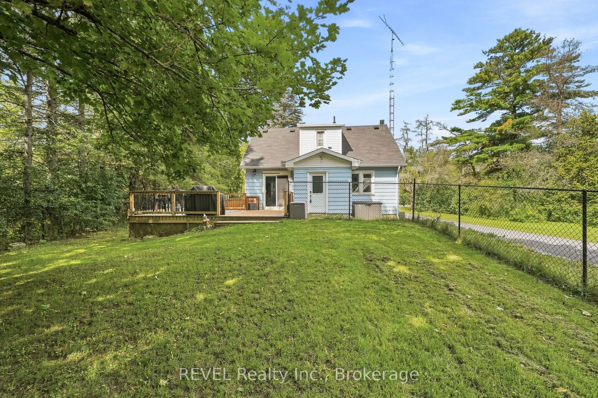 1529 County Road 64