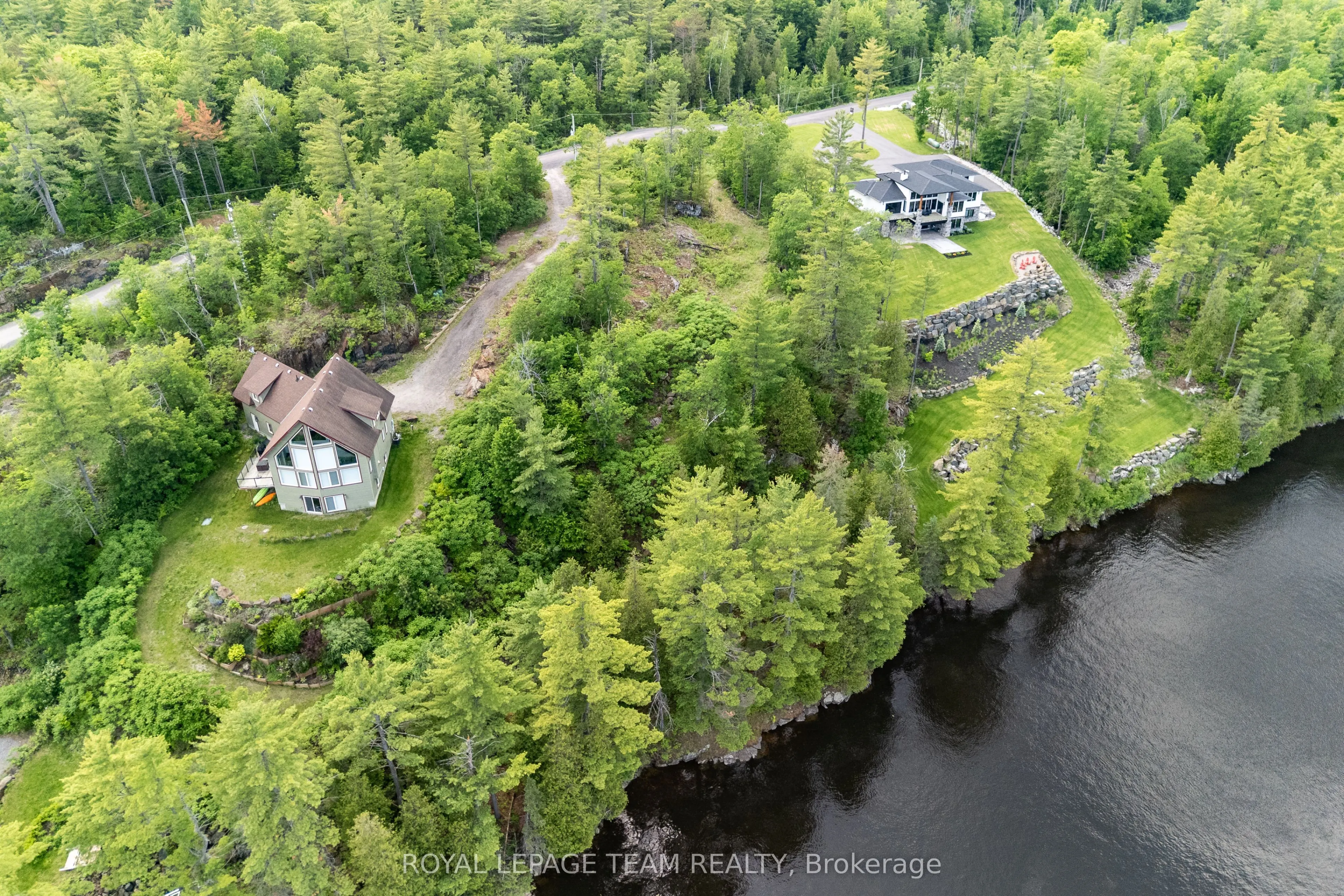 77 Carriage Landing Drive