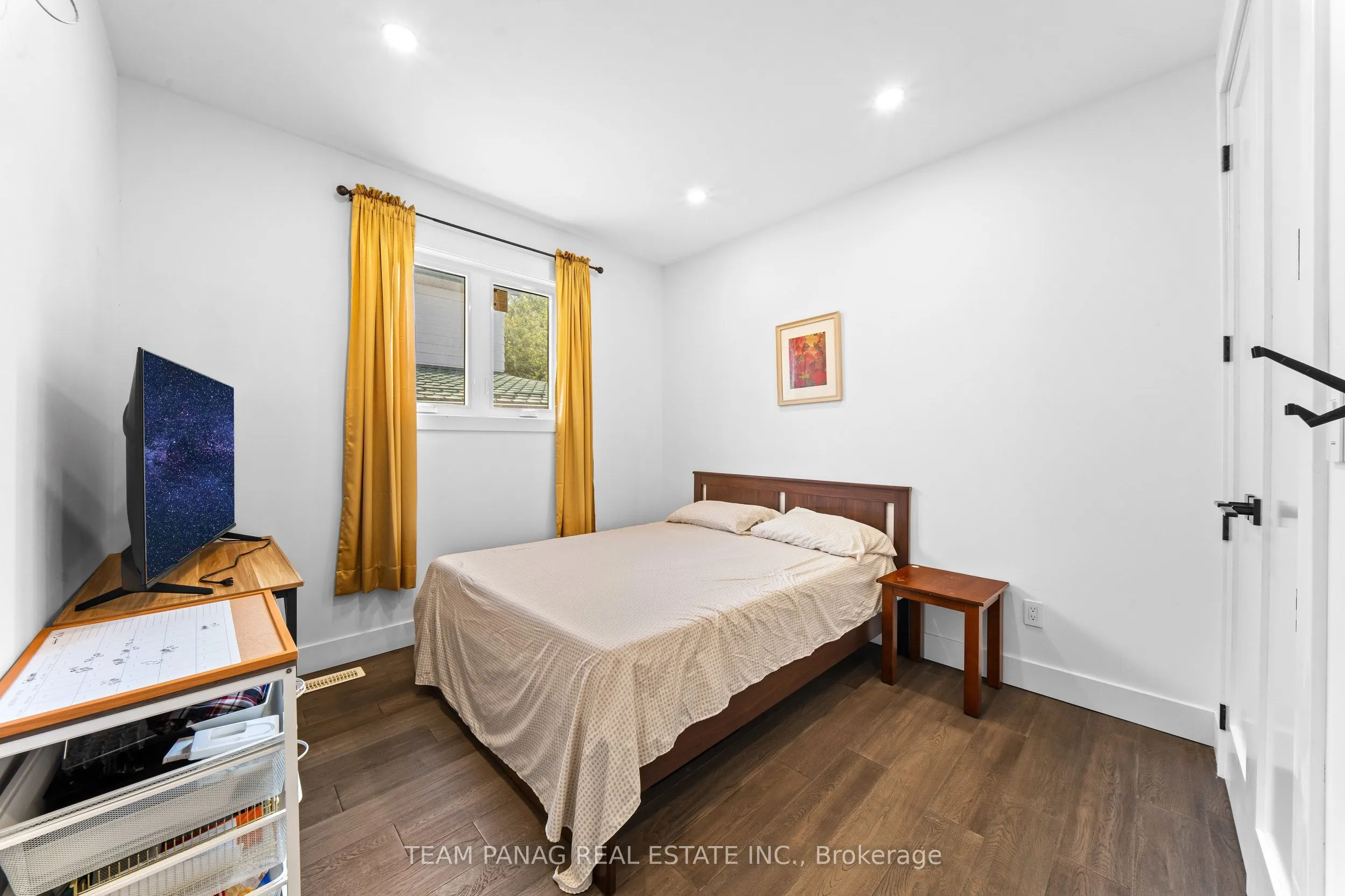 646 West 5th Street