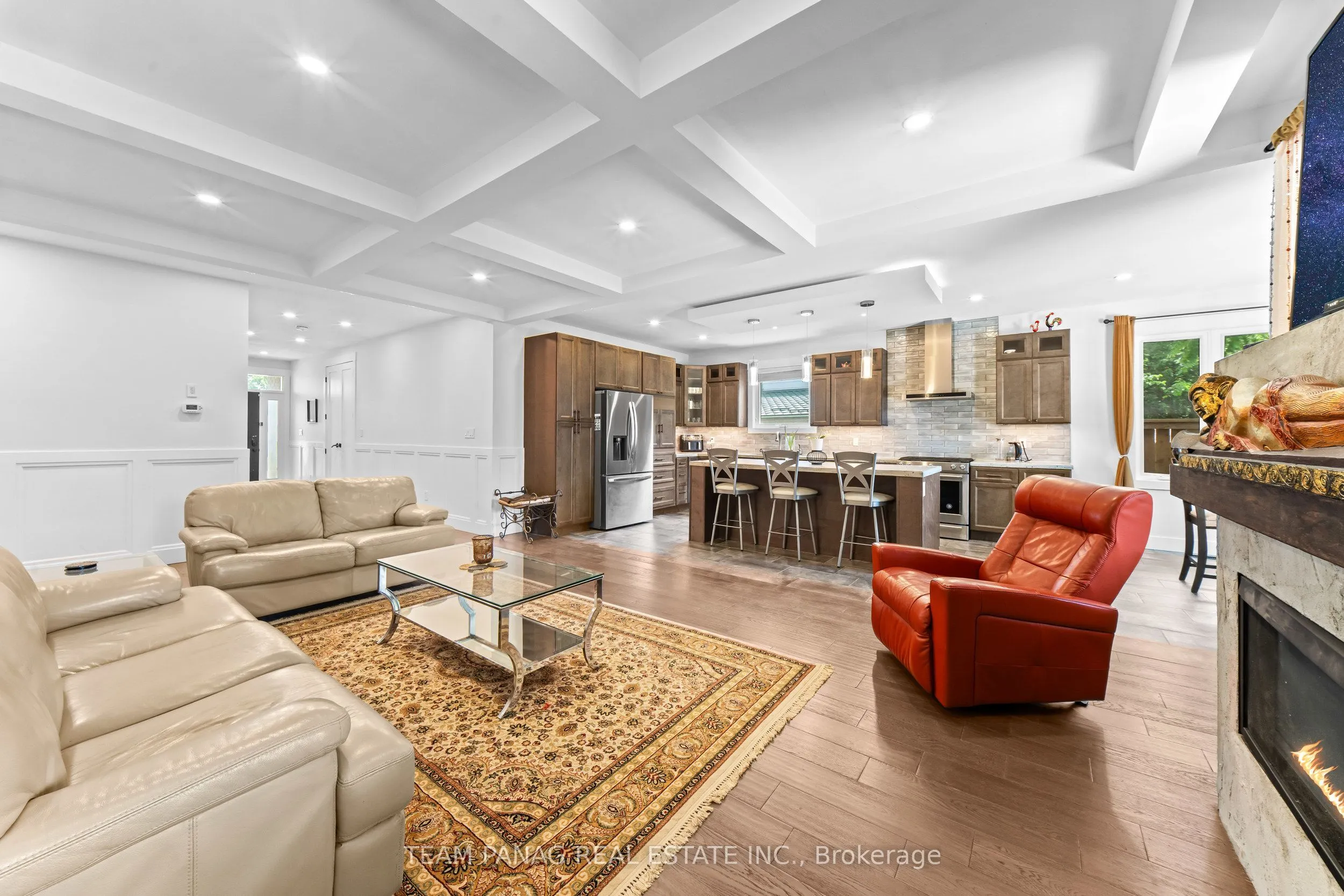 646 West 5th Street
