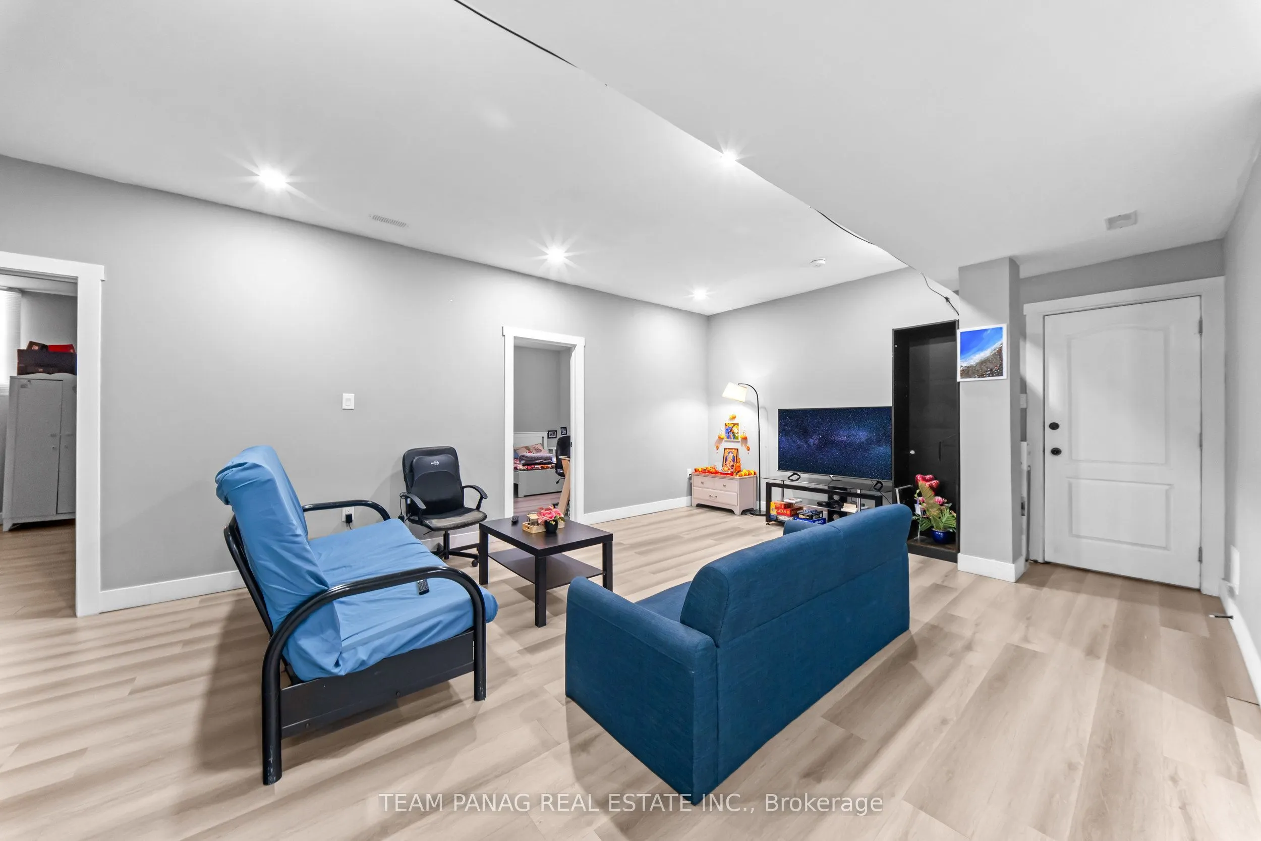 646 West 5th Street