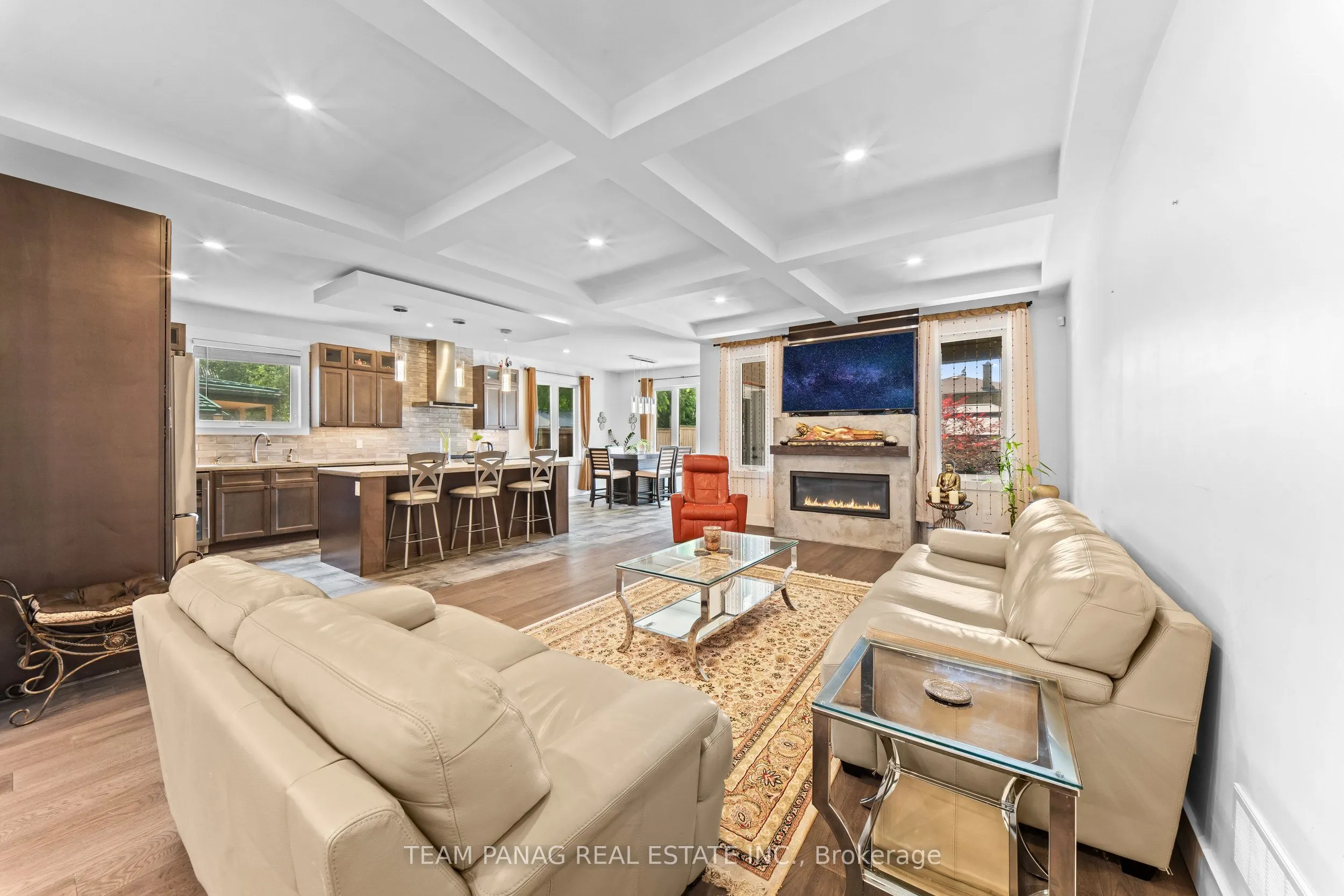 646 West 5th Street