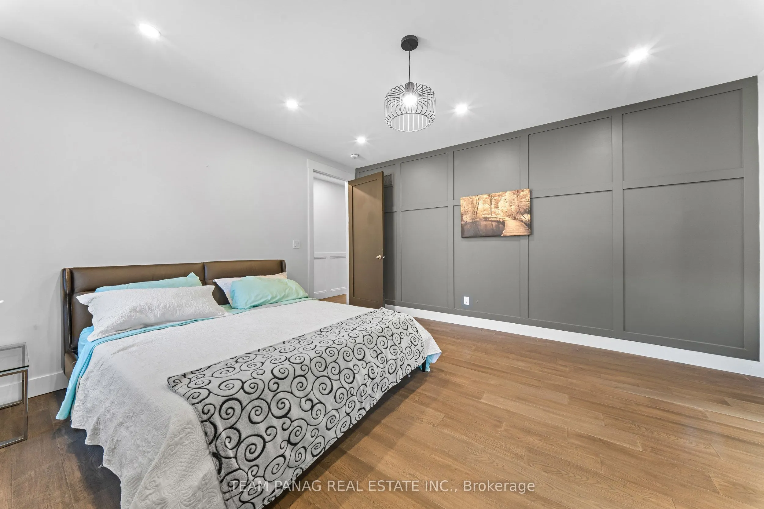 646 West 5th Street