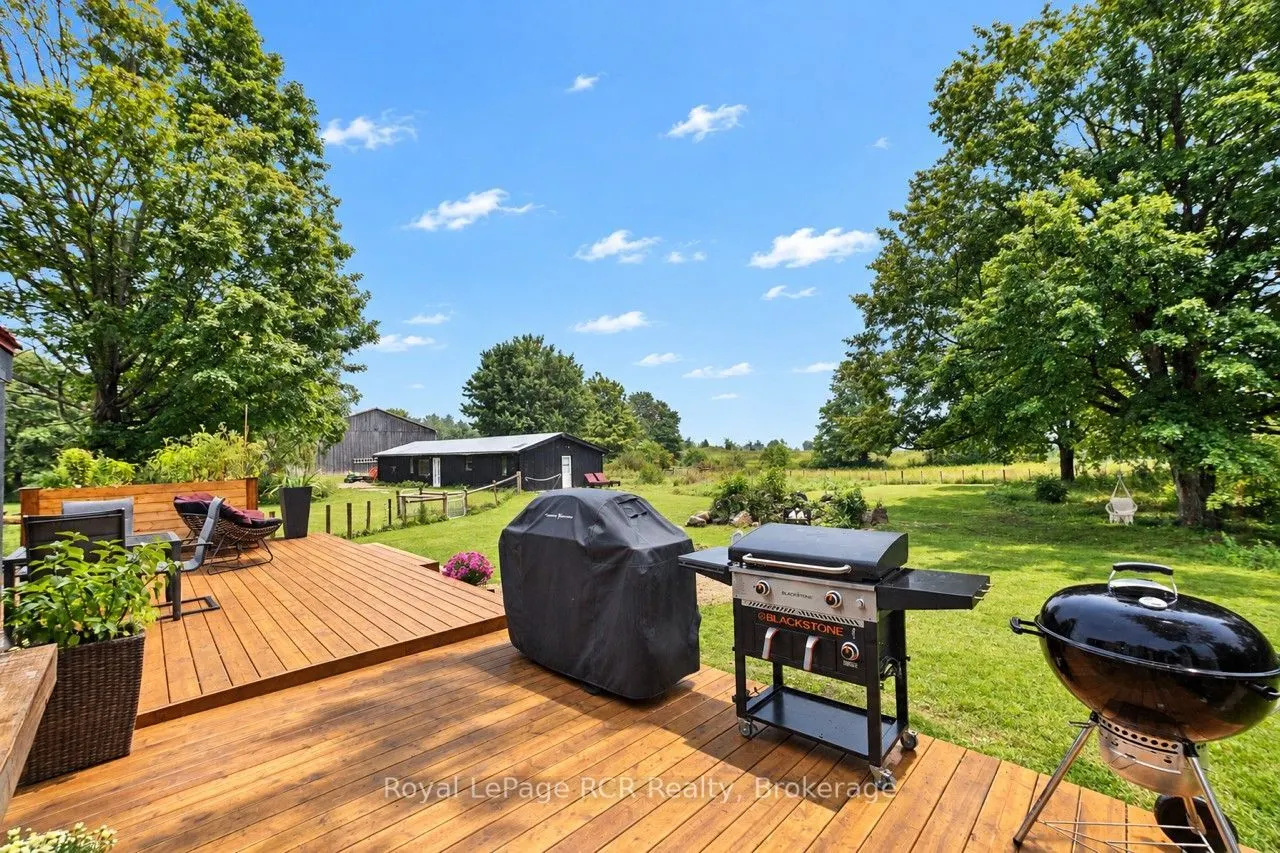 585216 Sideroad 10A
