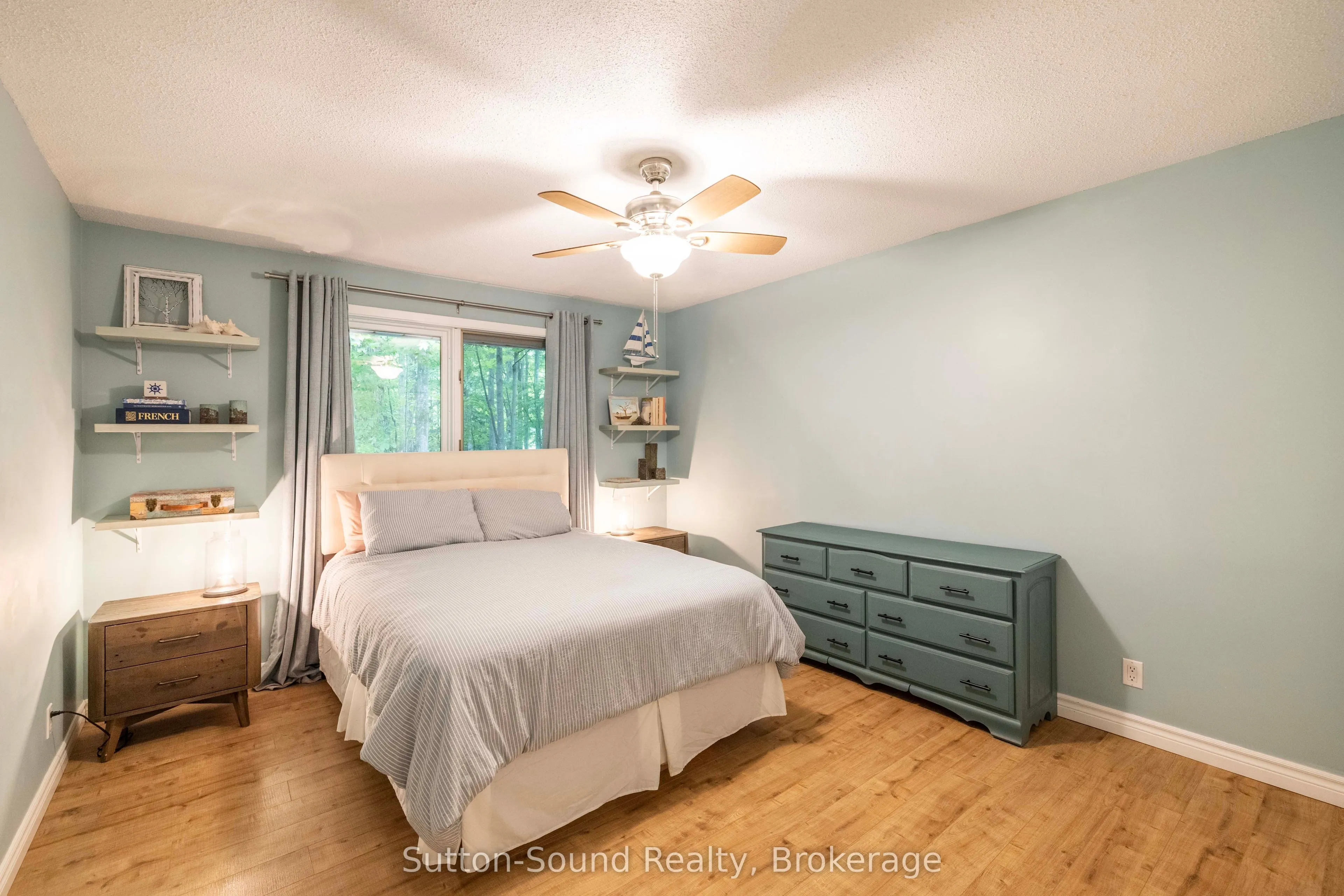 4 Maplewood Drive