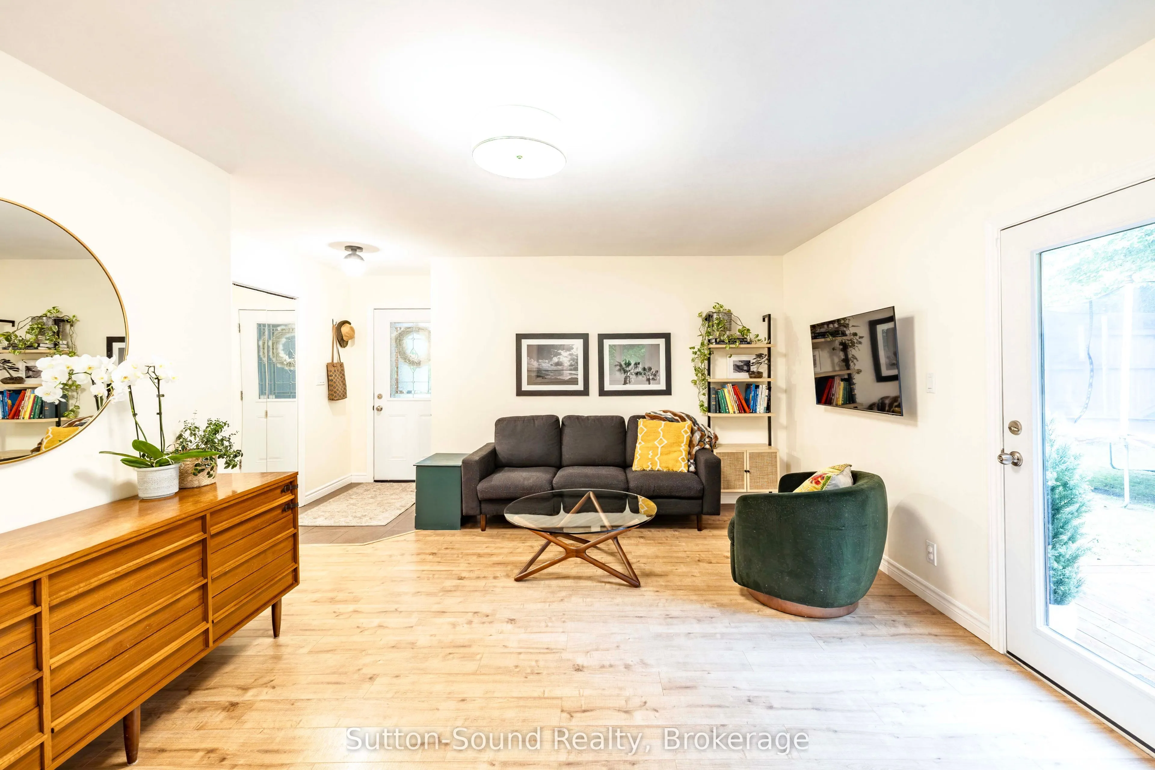 4 Maplewood Drive