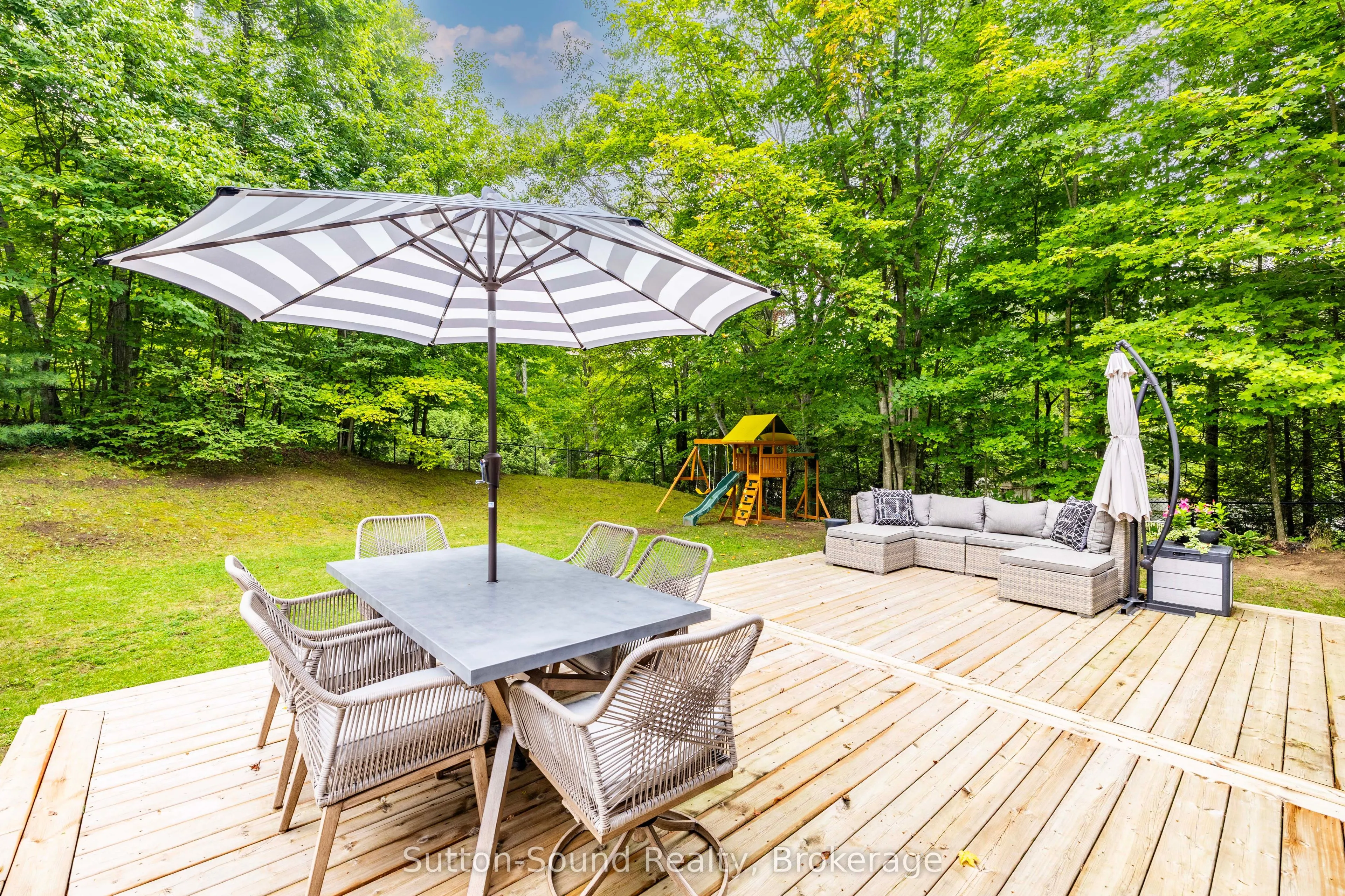 4 Maplewood Drive