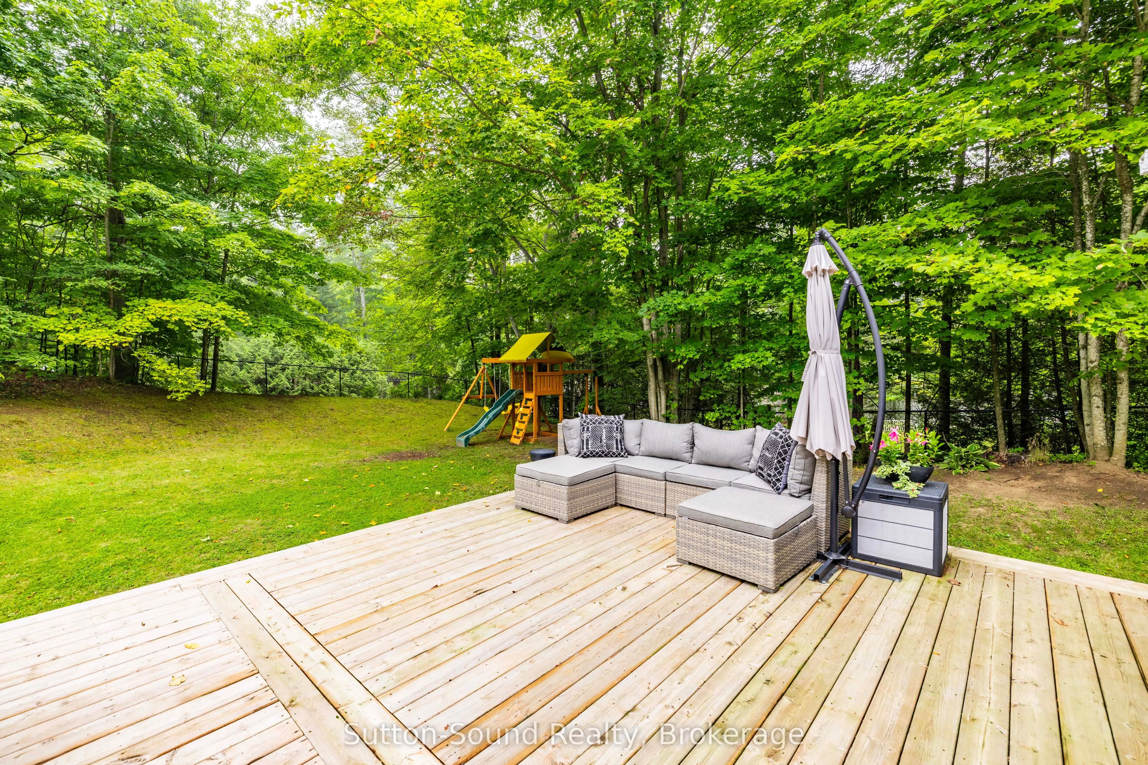 4 Maplewood Drive