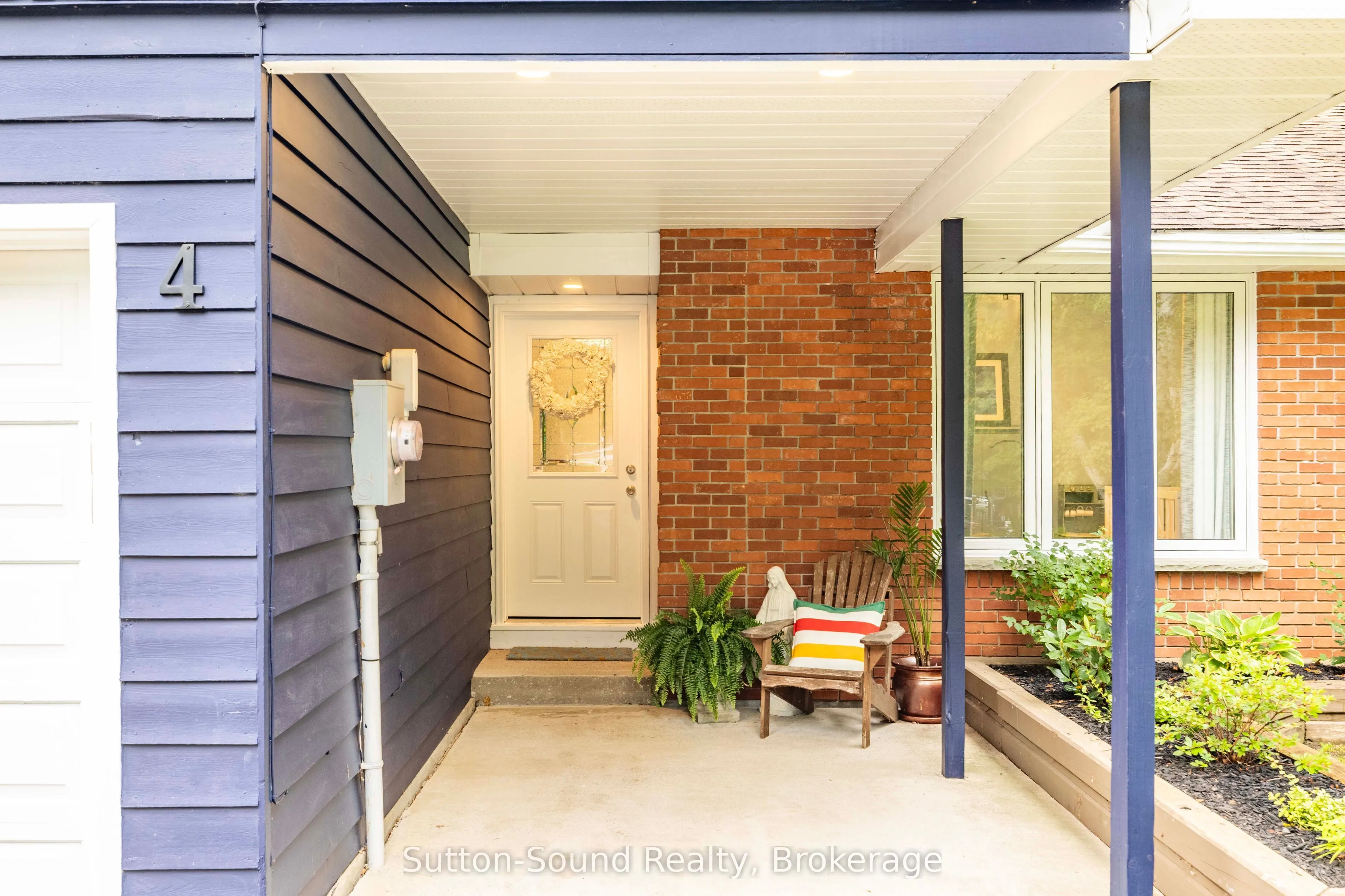4 Maplewood Drive
