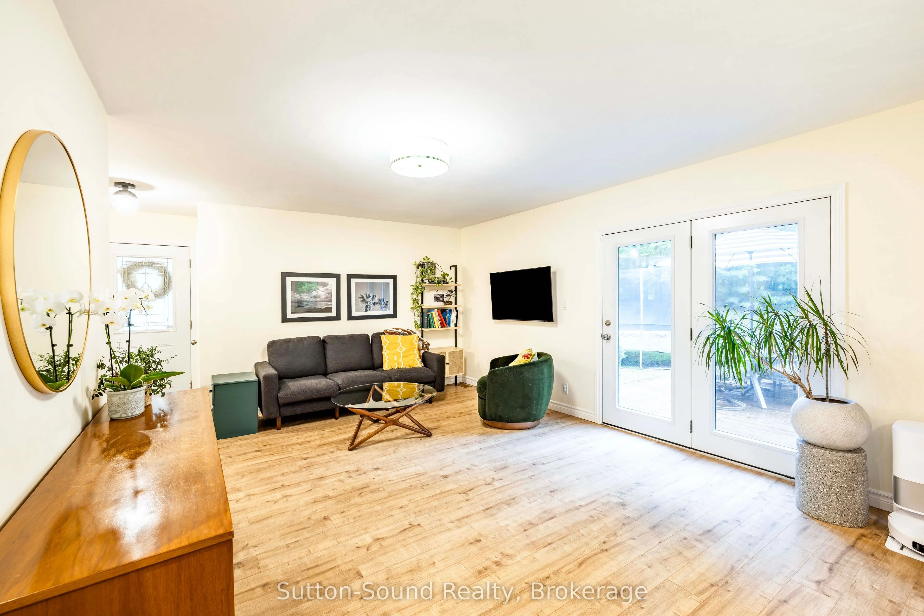 4 Maplewood Drive
