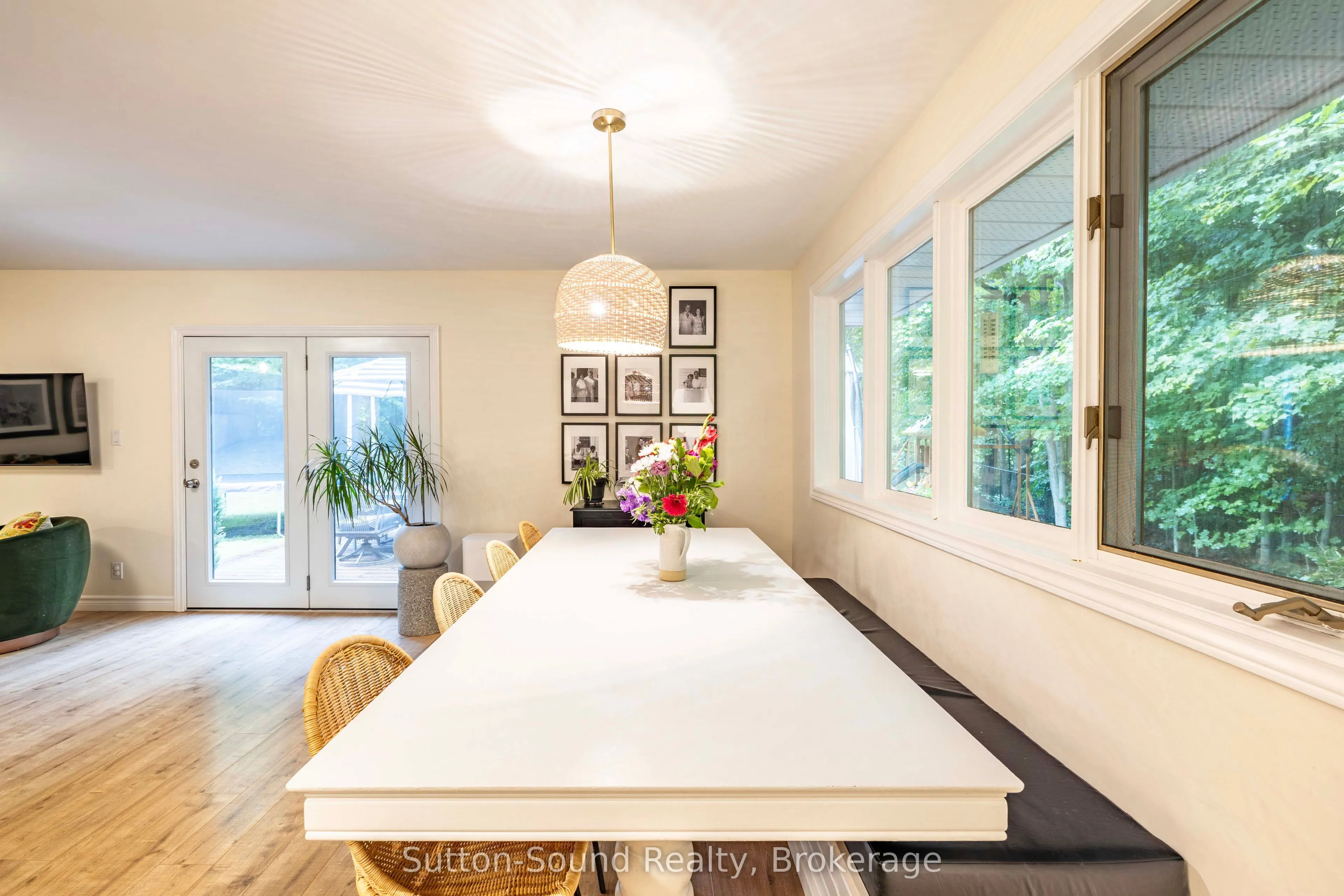 4 Maplewood Drive