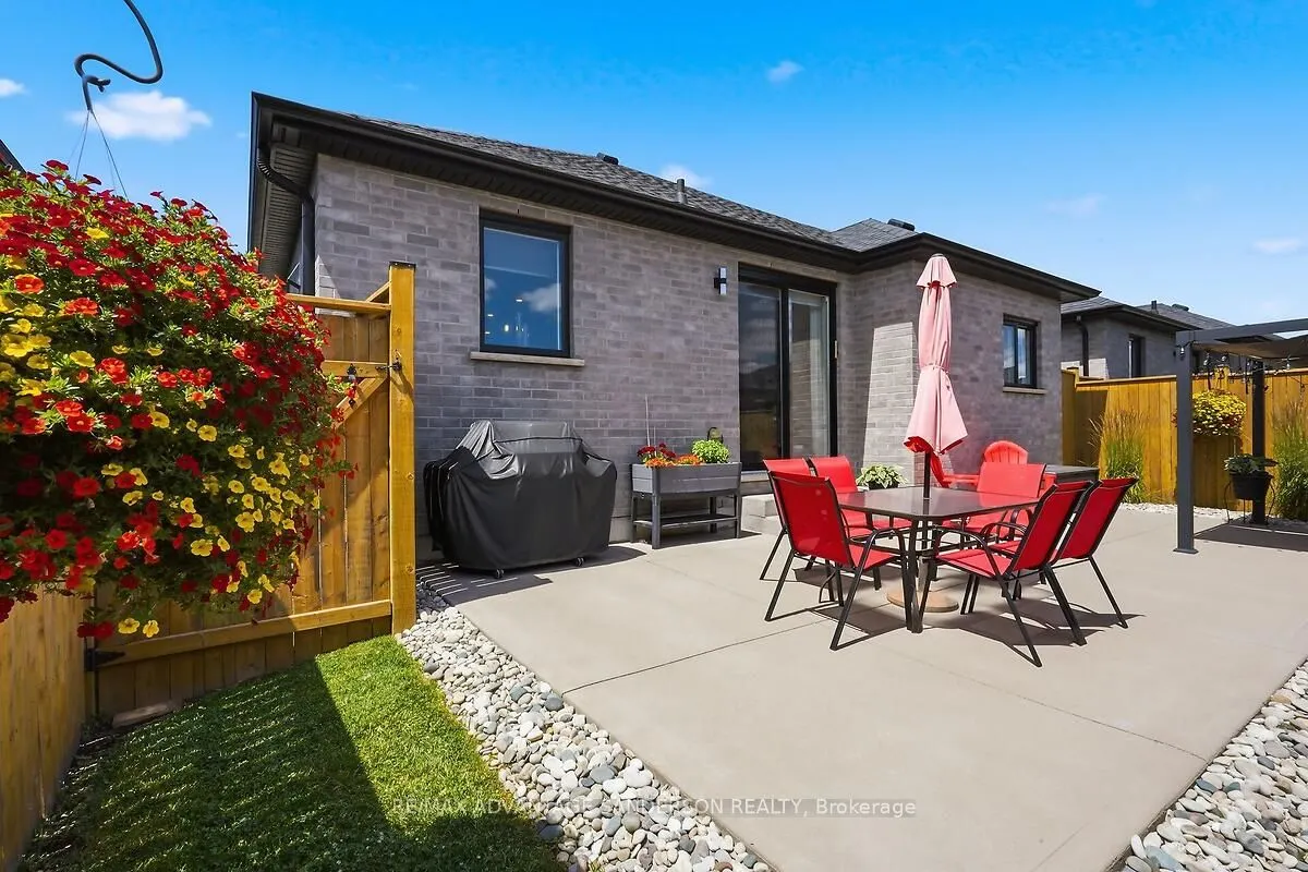 383 Daventry Way #26