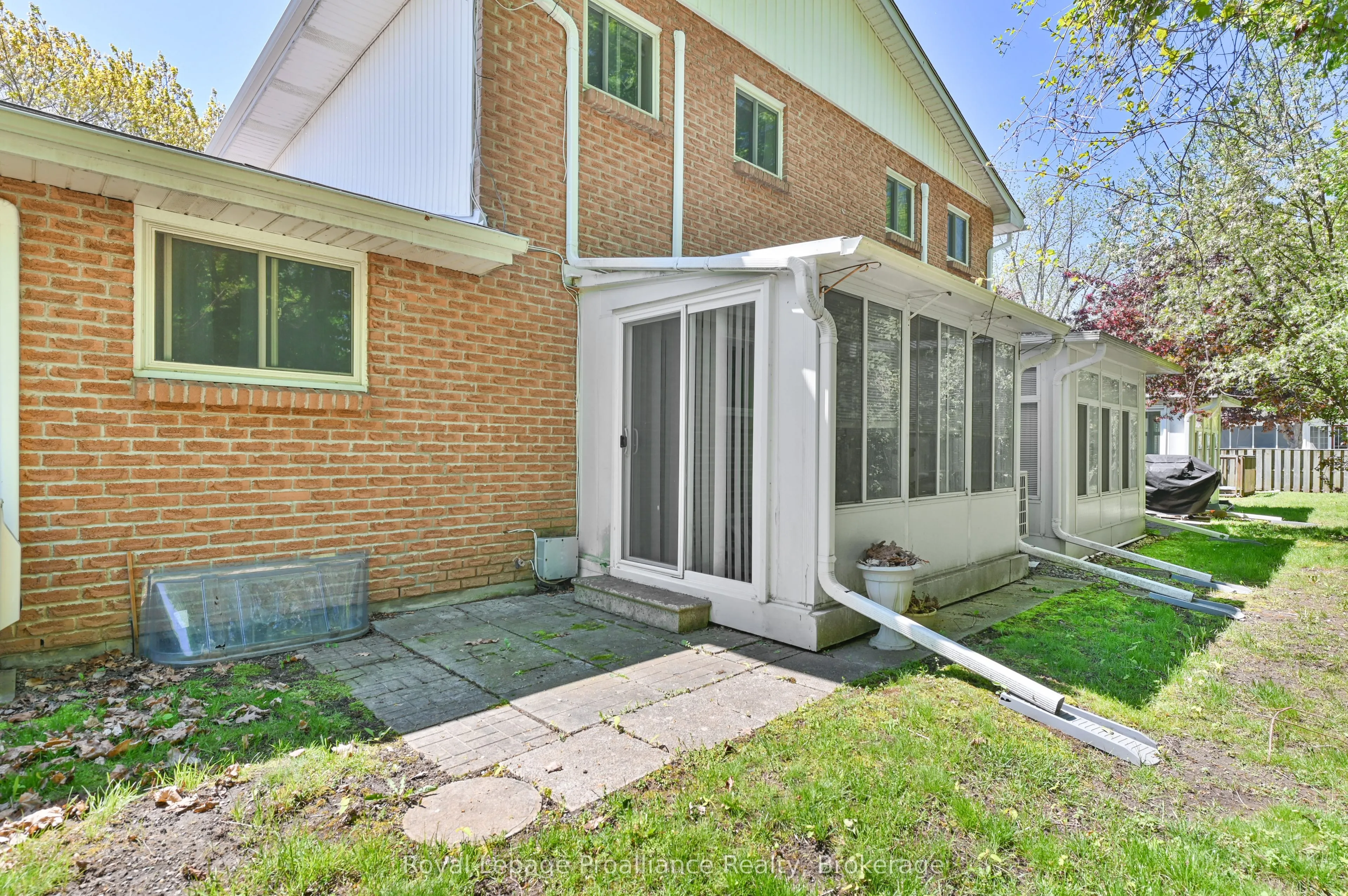 37 Young Street #D