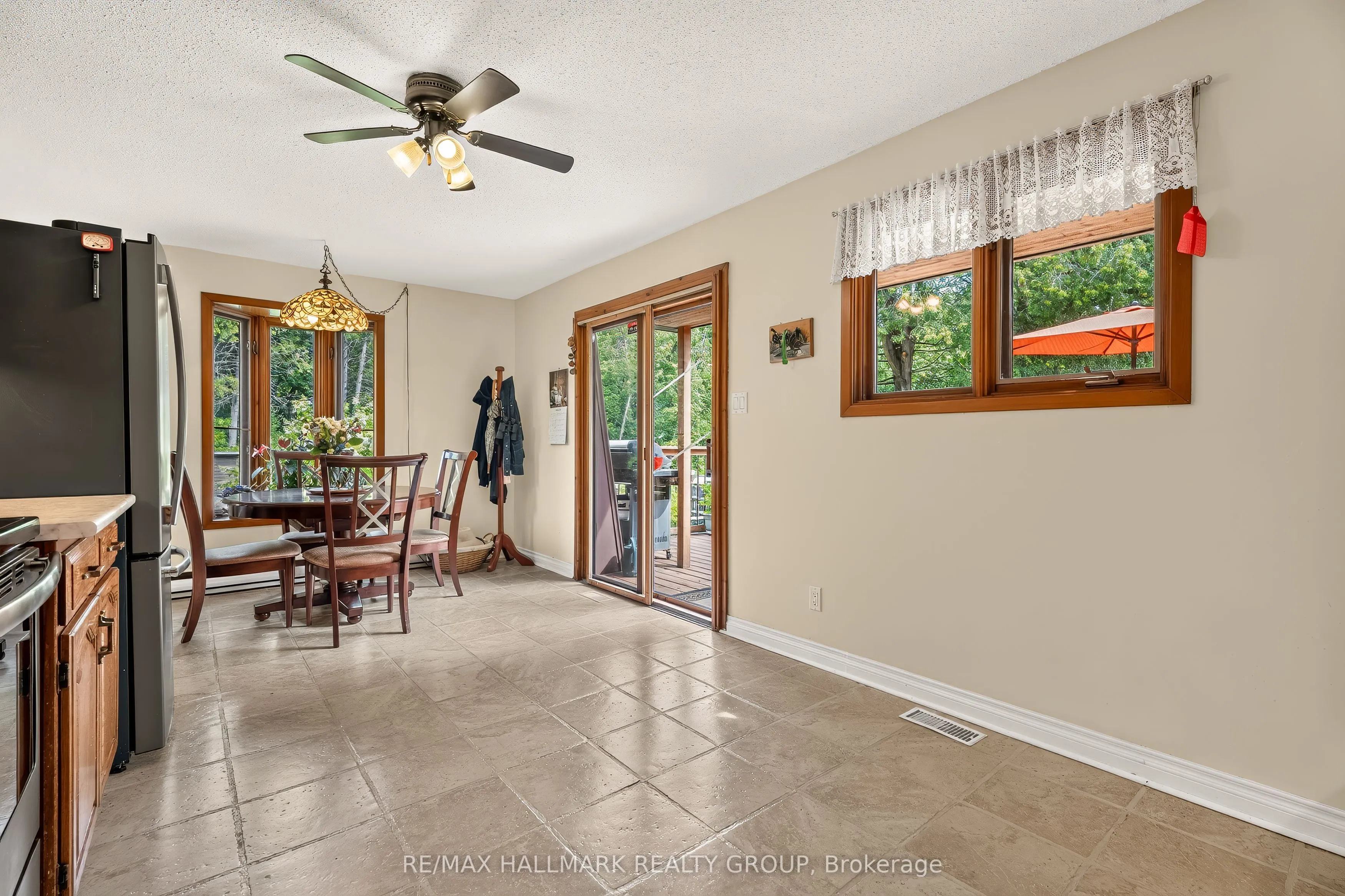 1184 Derry Side Road
