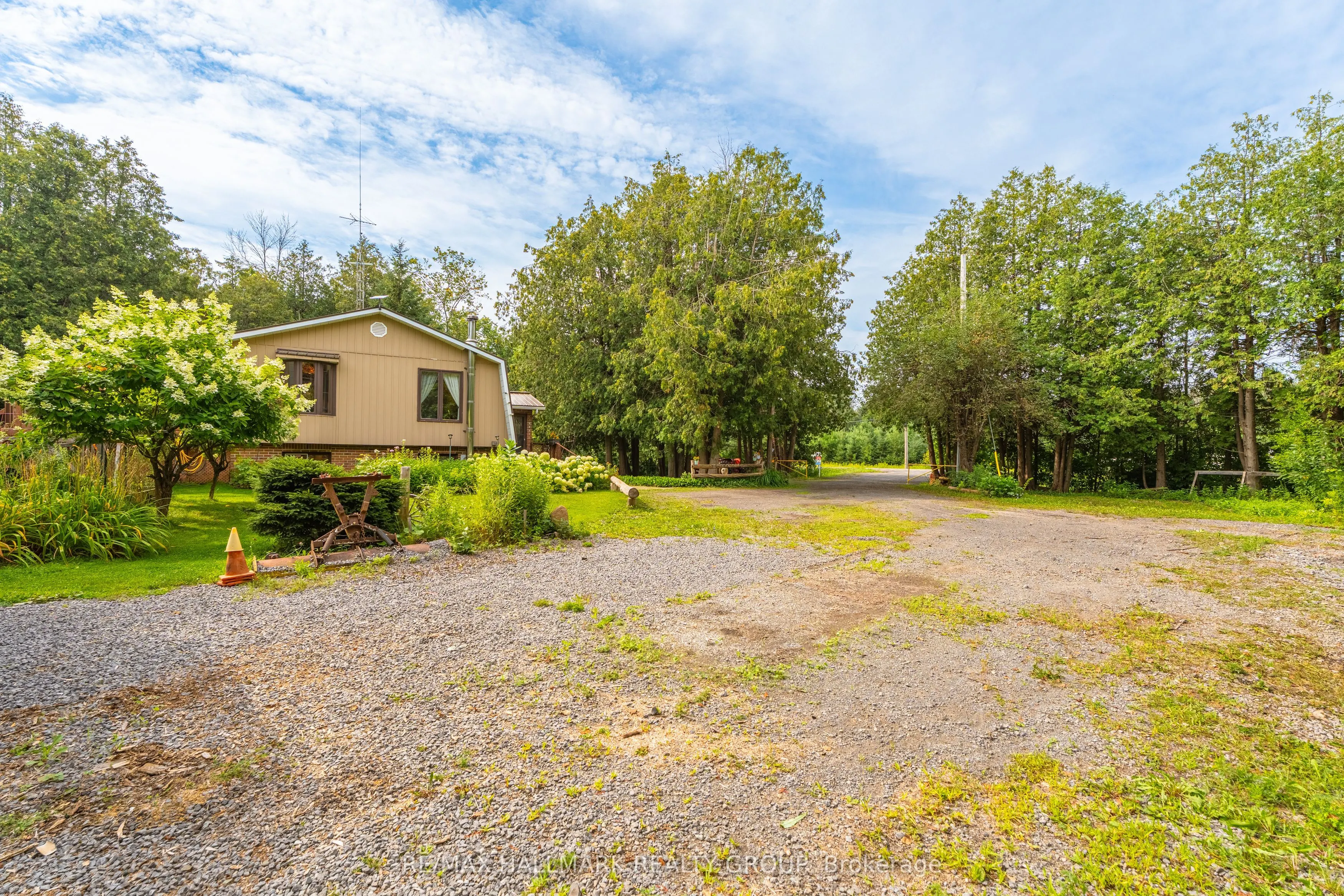 1184 Derry Side Road