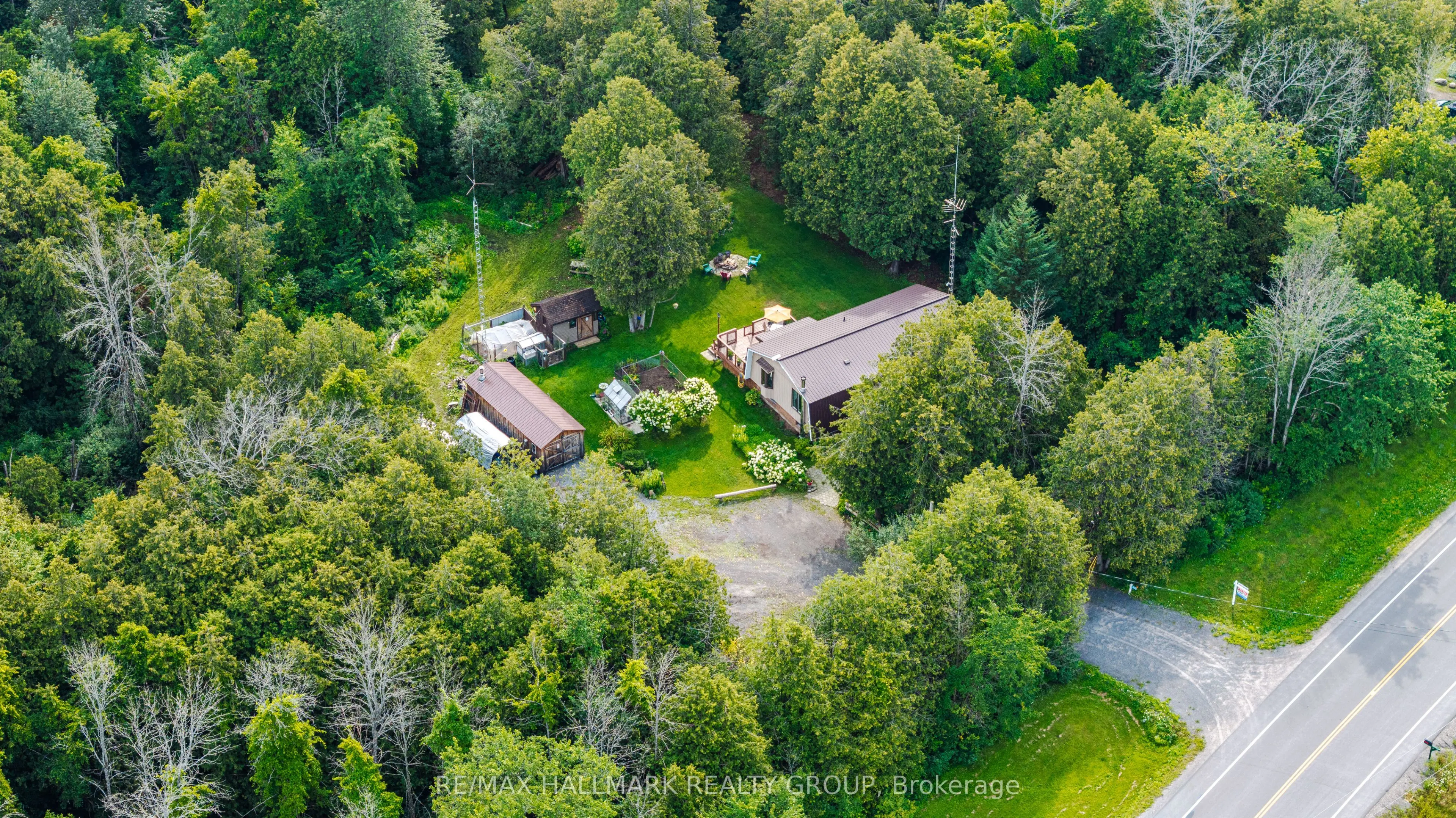 1184 Derry Side Road