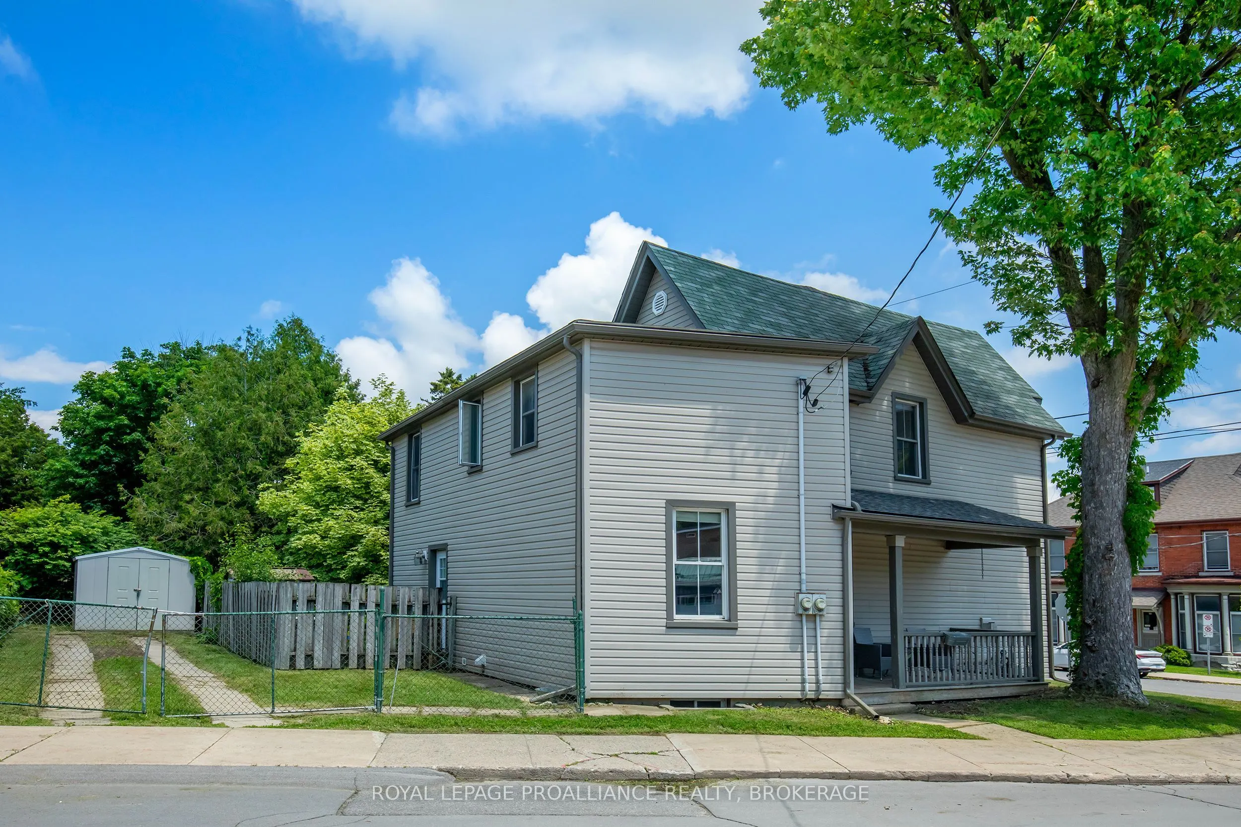 300 Sydenham Street