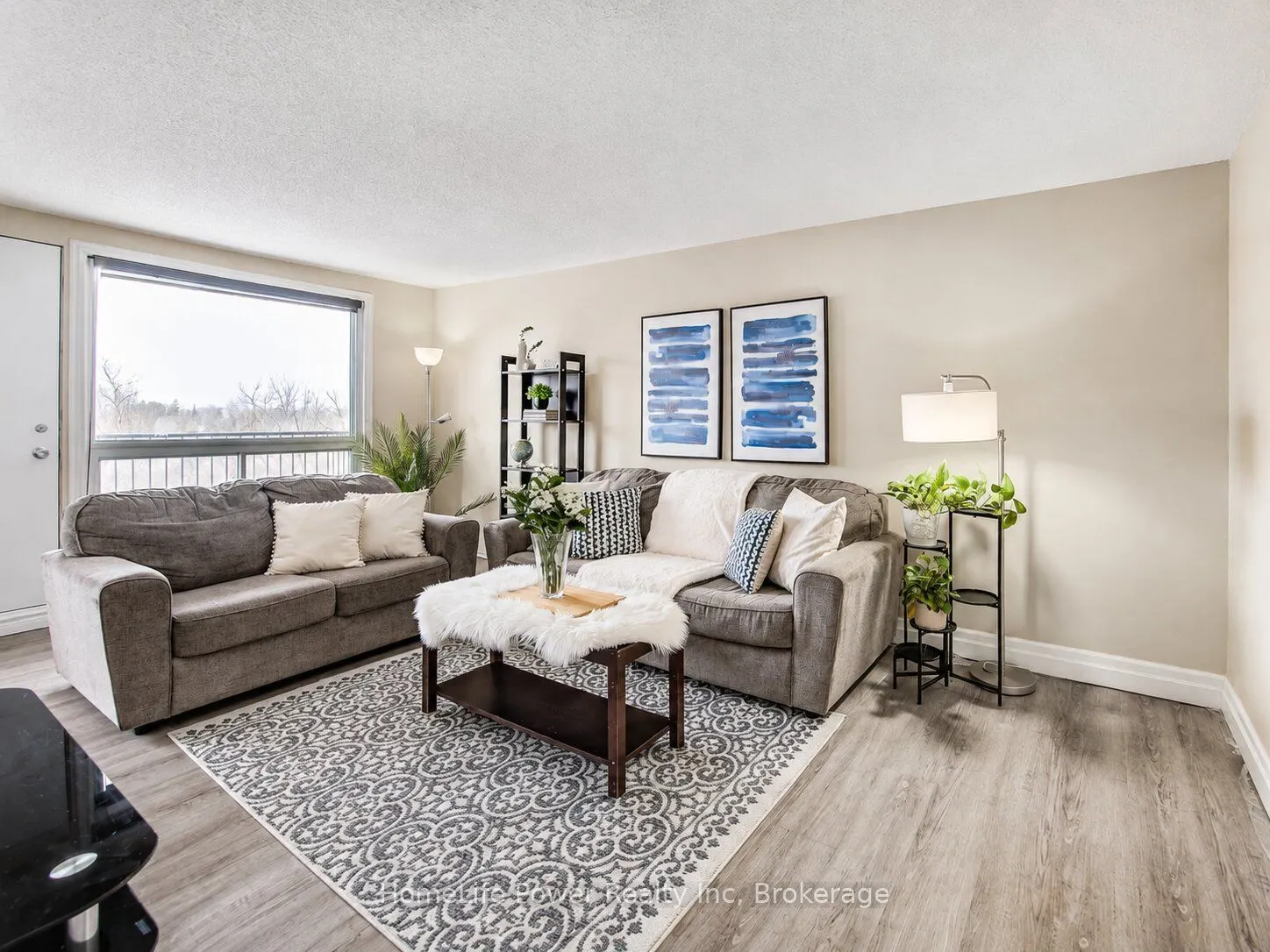 4 Avalon Place #303