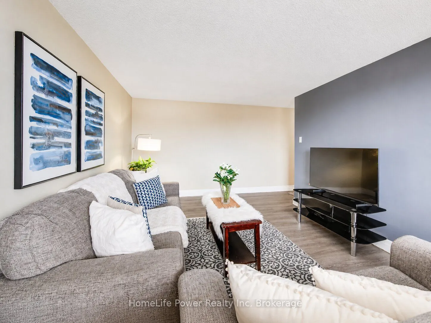 4 Avalon Place #303