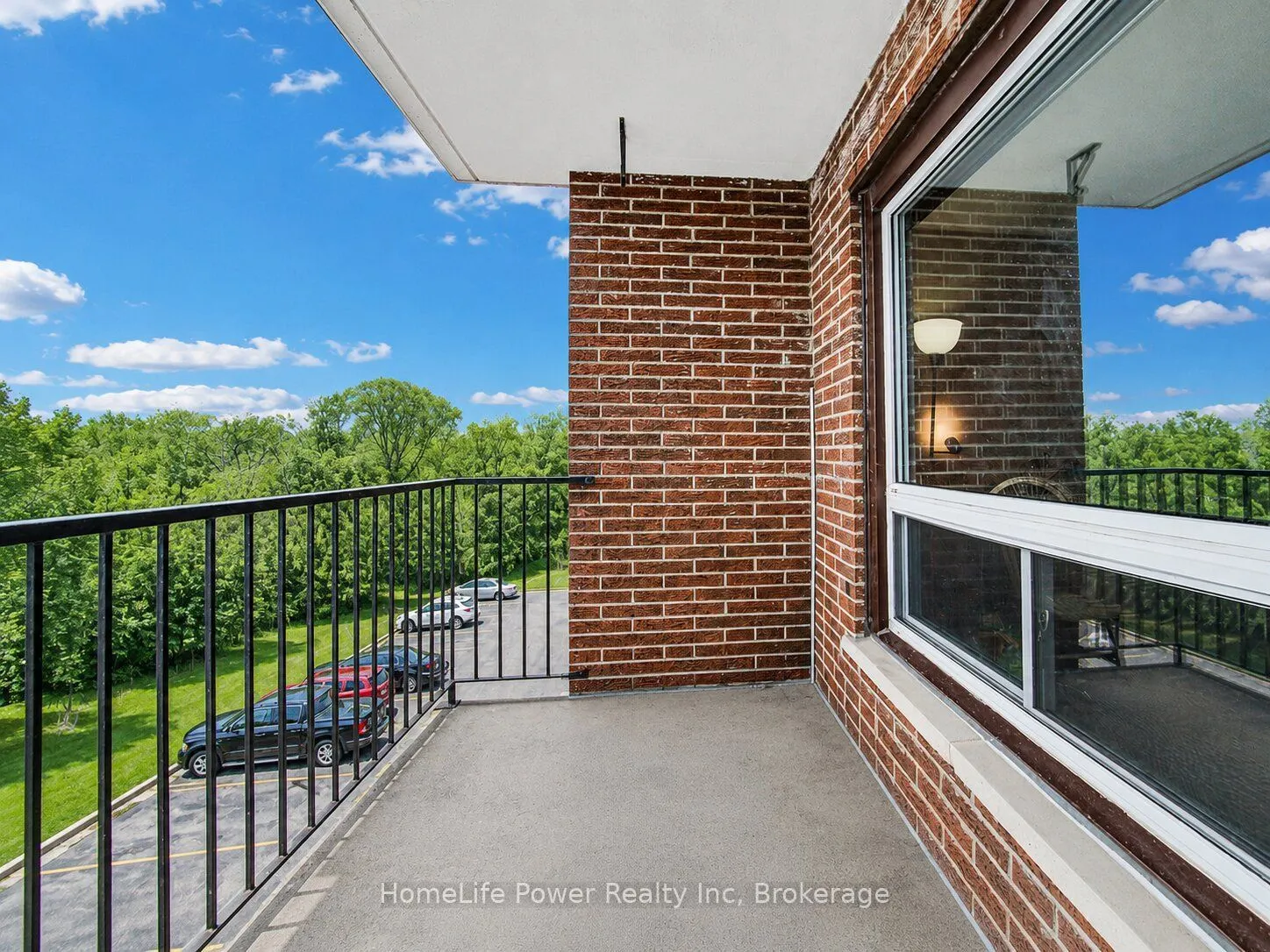4 Avalon Place #303