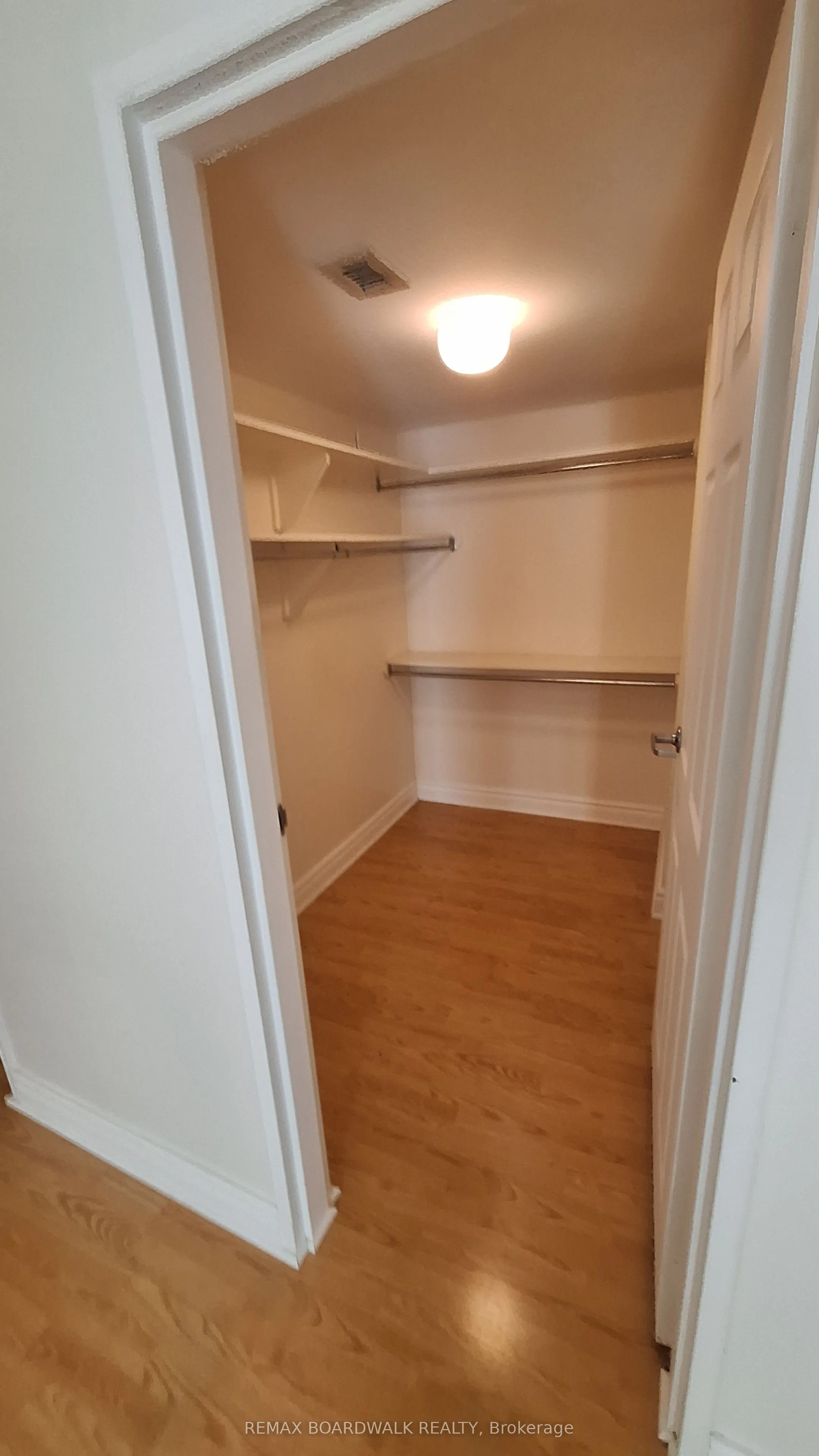 330 Centrum Boulevard #206