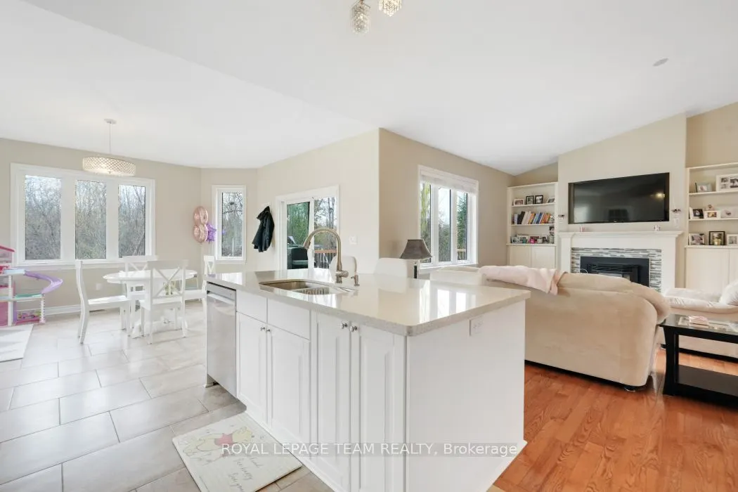 986 South Gower Drive