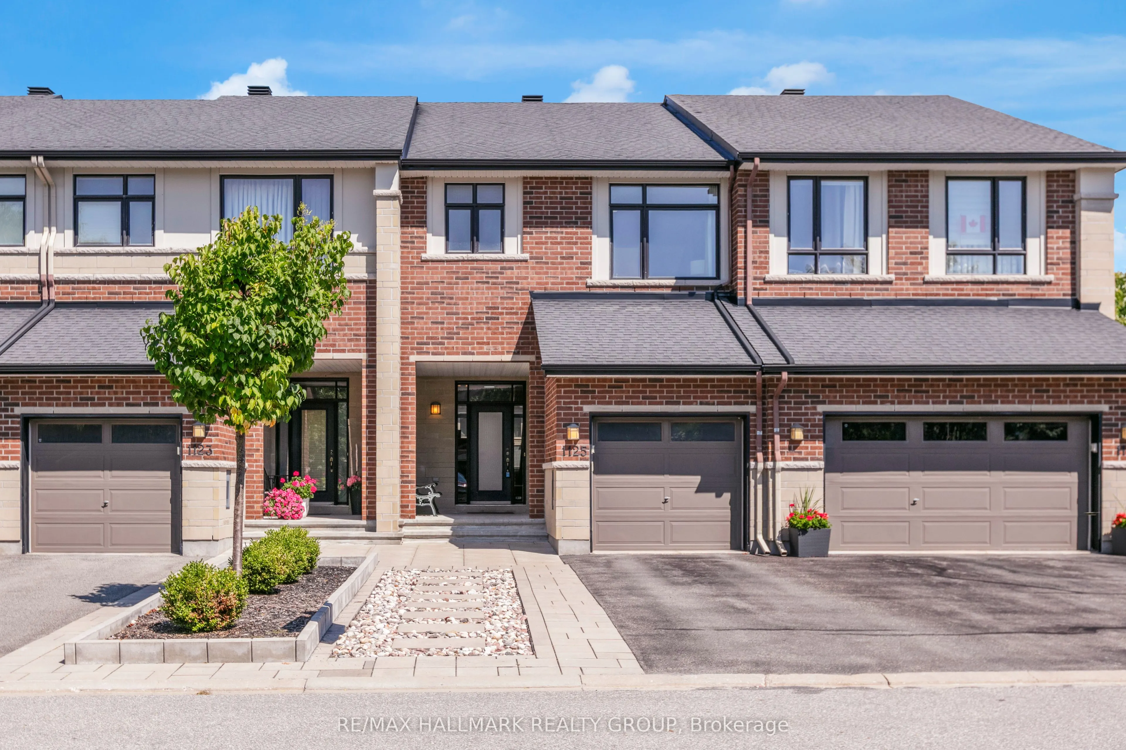 1125 Tischart Crescent