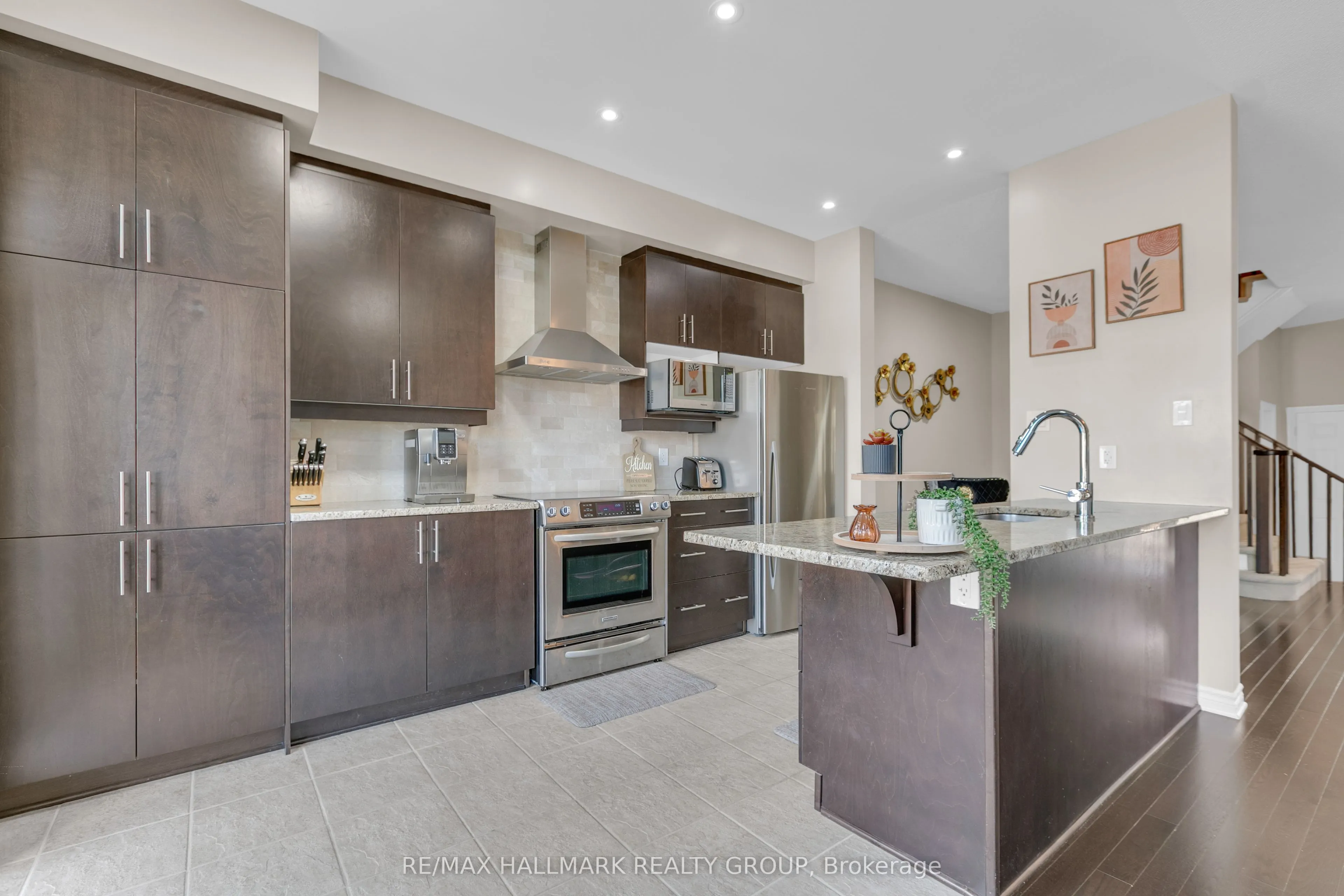 1125 Tischart Crescent