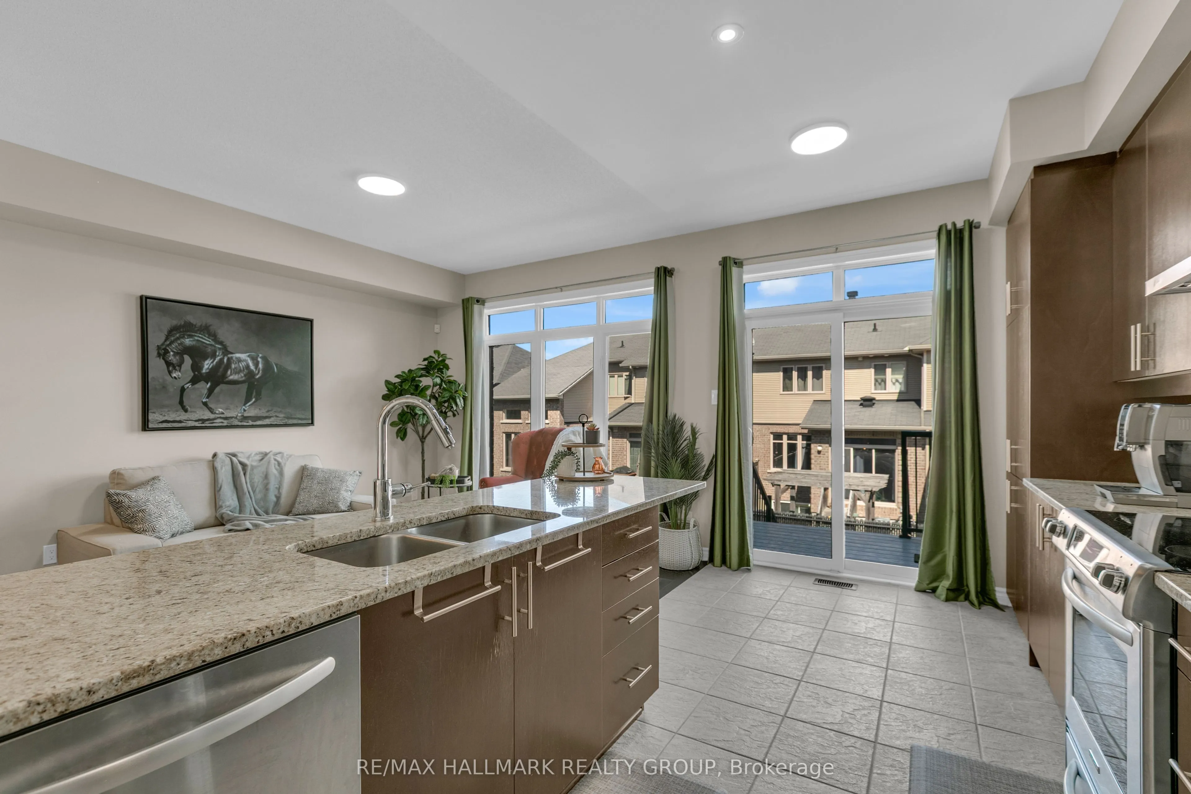 1125 Tischart Crescent