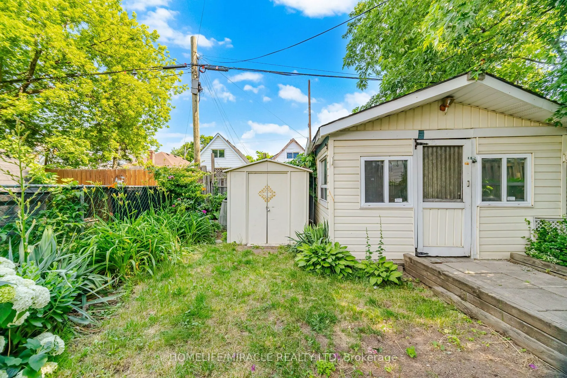 25 Hope Avenue