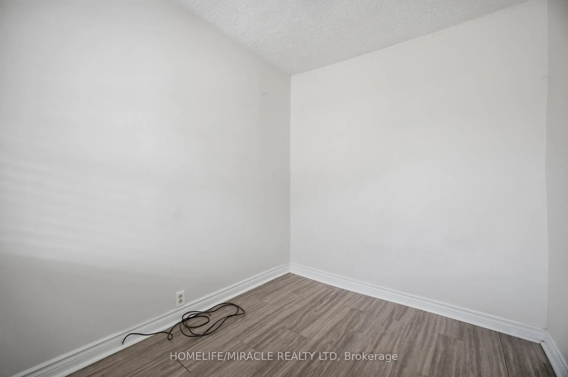 25 Hope Avenue