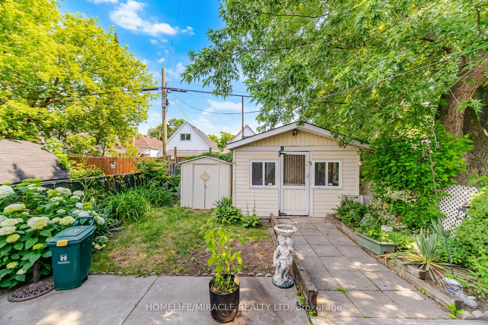 25 Hope Avenue