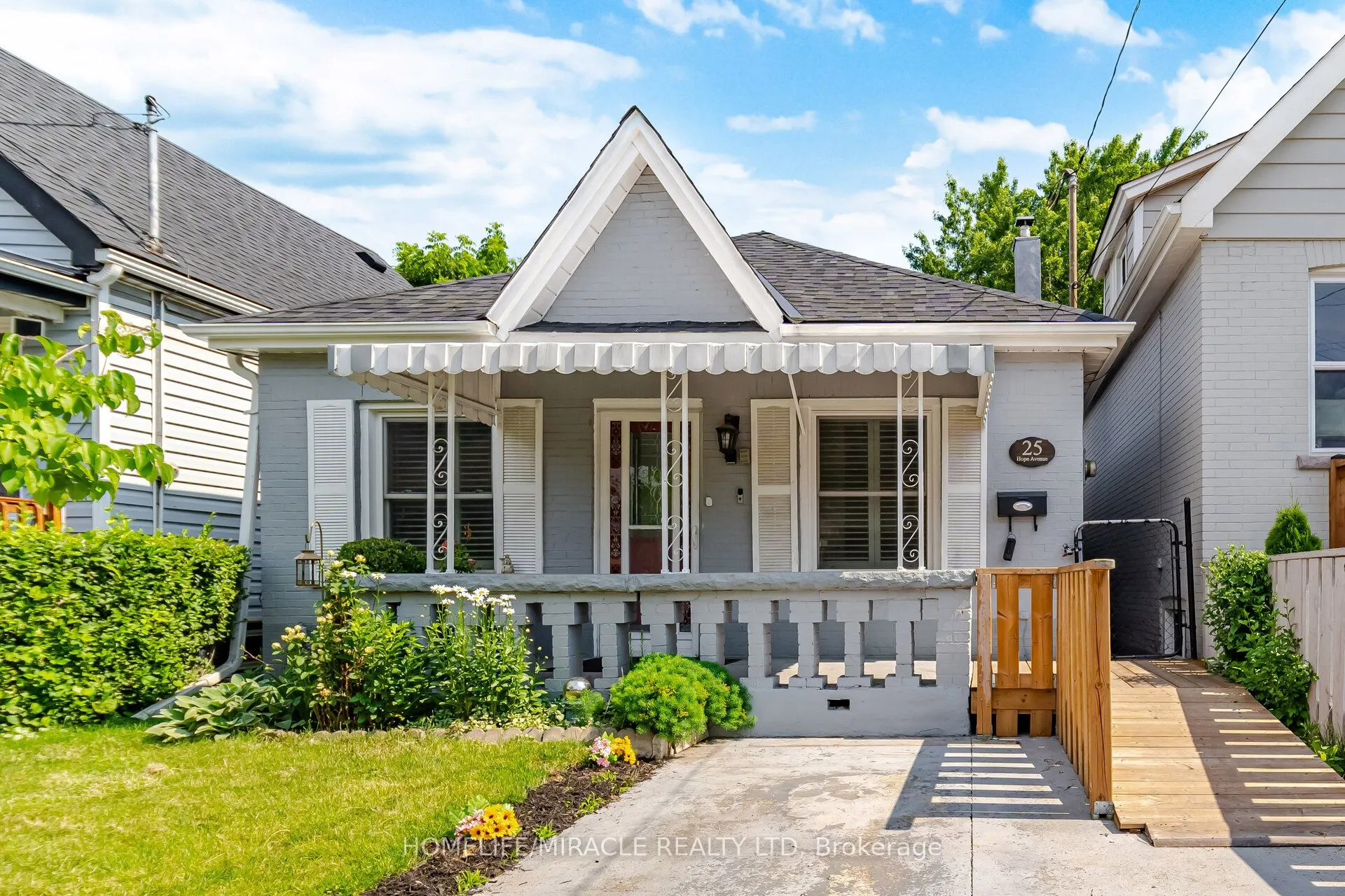 25 Hope Avenue