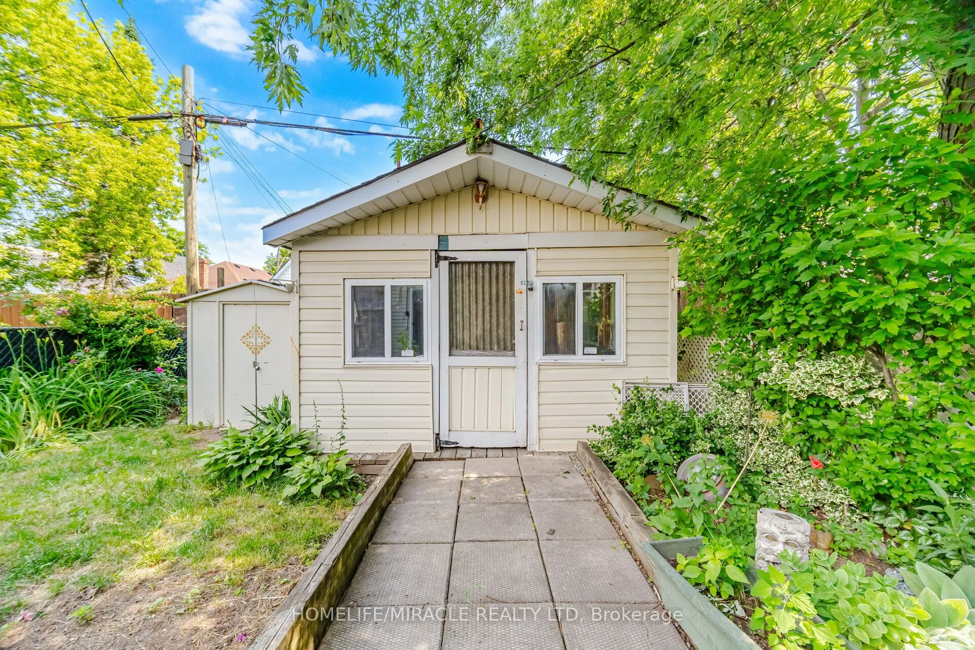 25 Hope Avenue