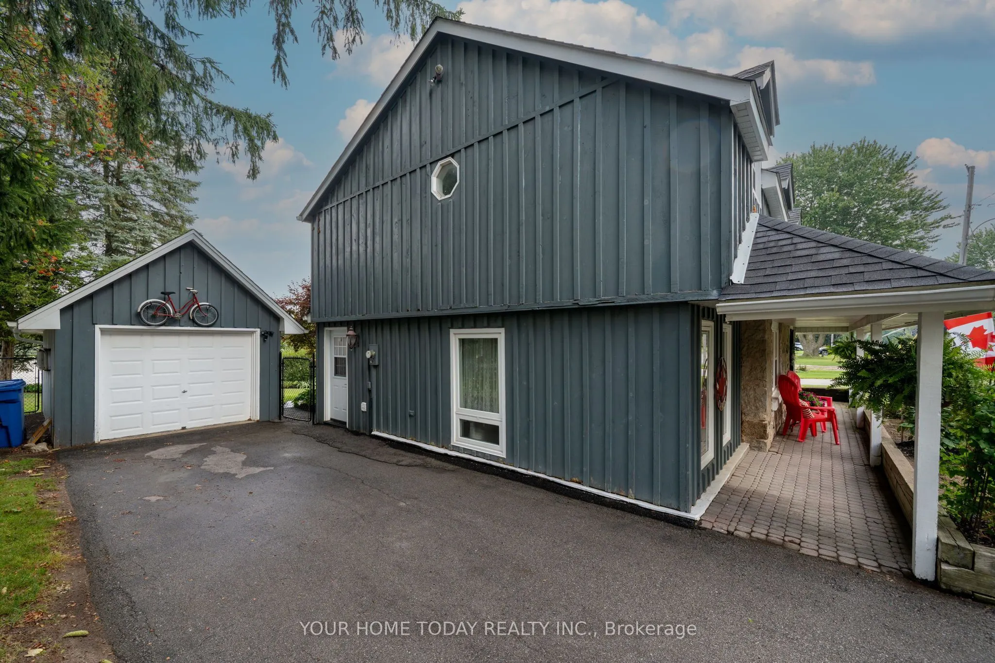 126 Gzowski Street