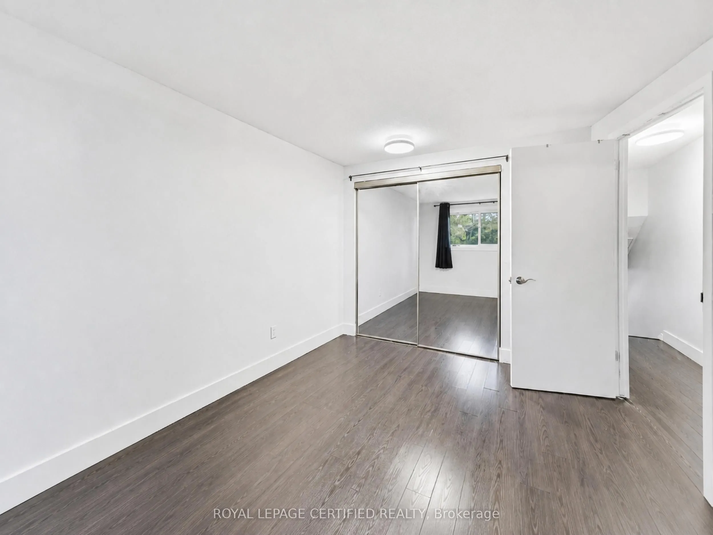 208 Deveron Crescent