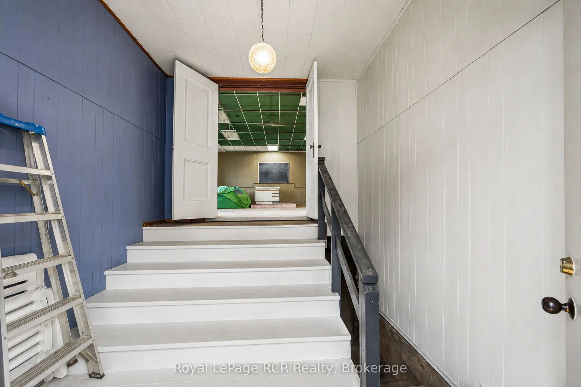 046285 Old Mail Road