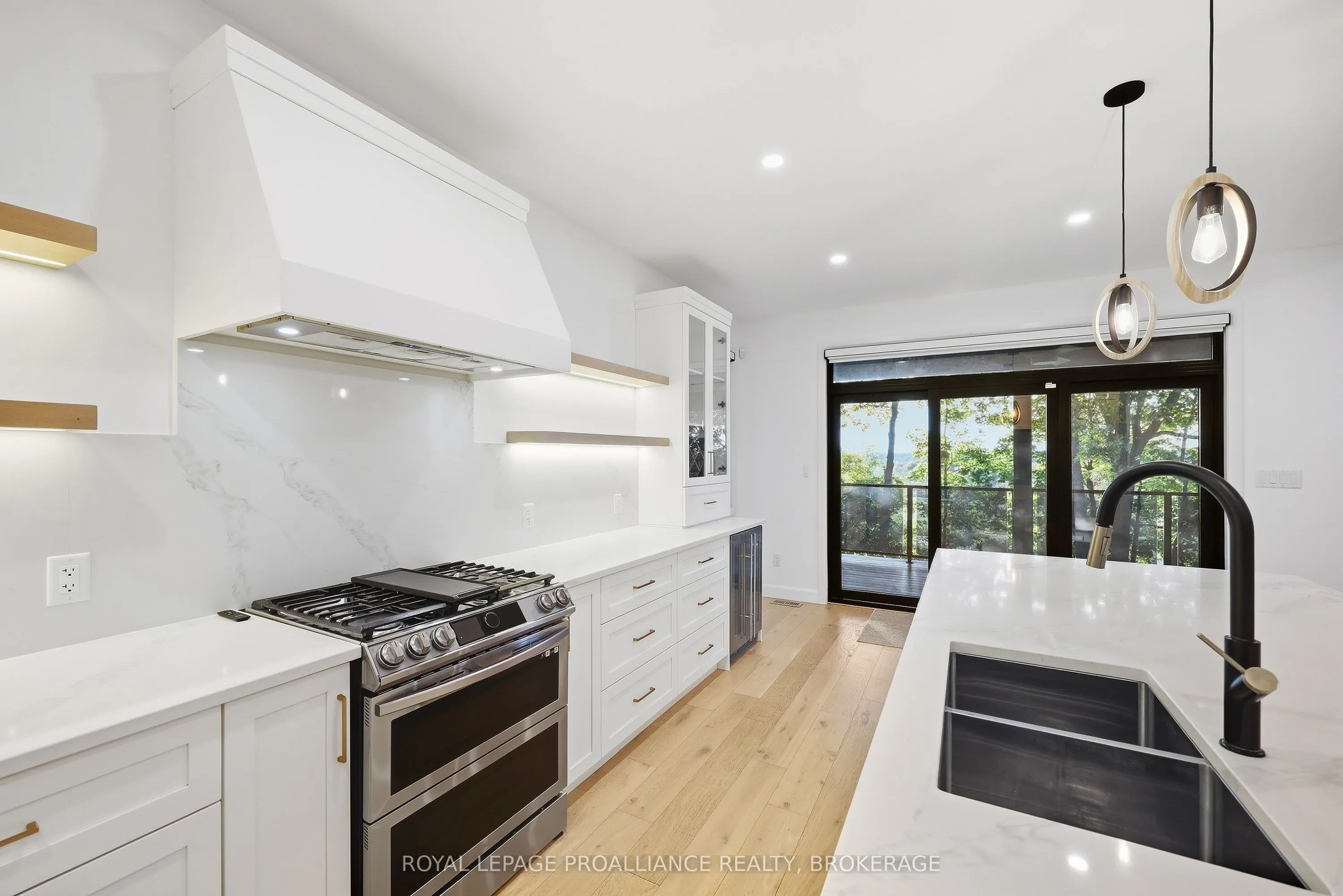 1259 Carfa Crescent