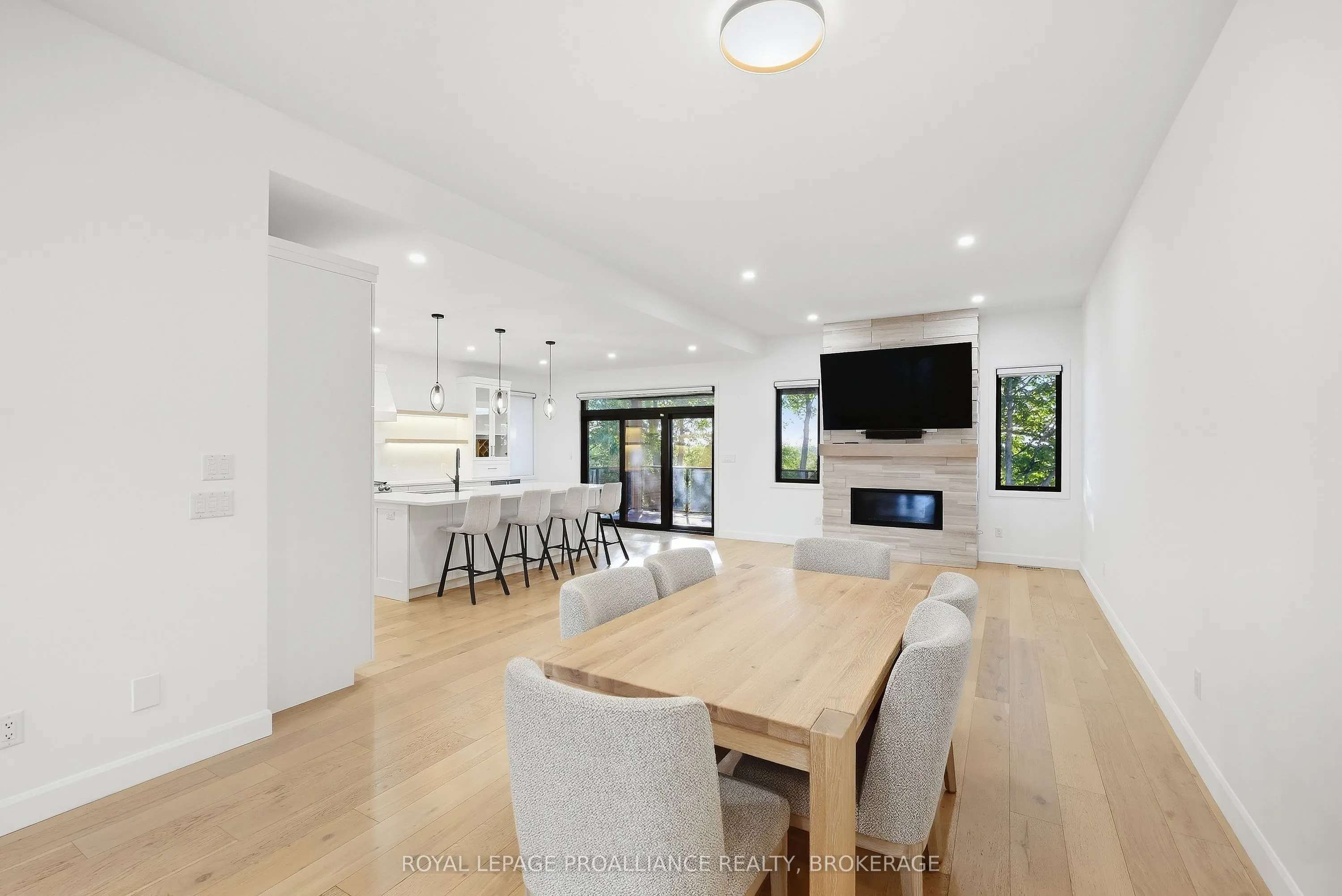 1259 Carfa Crescent